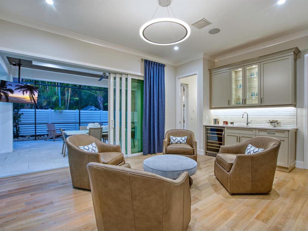 HARTSDALE - Residential