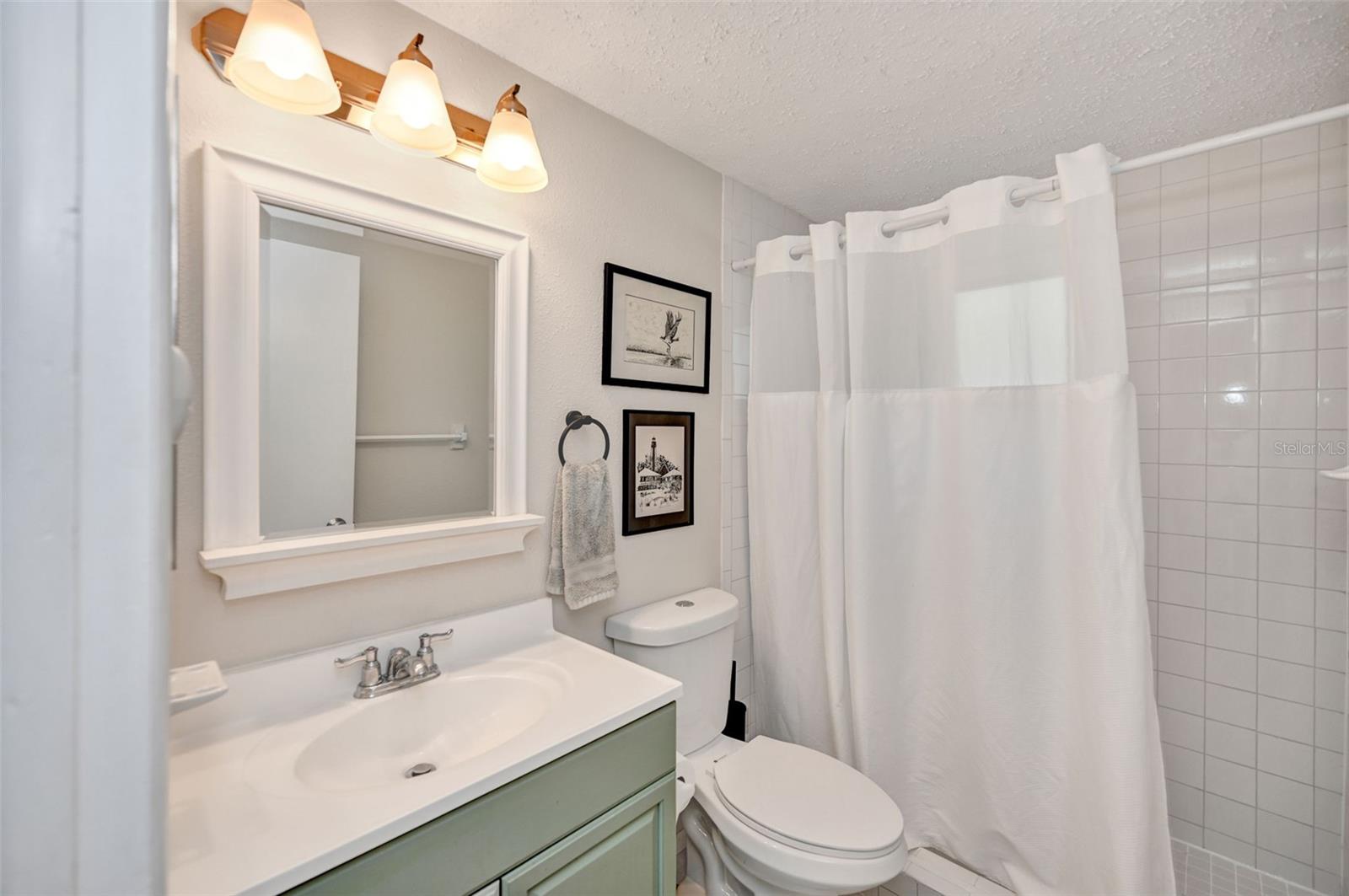 HOURGLASS LAKE REP - Residential