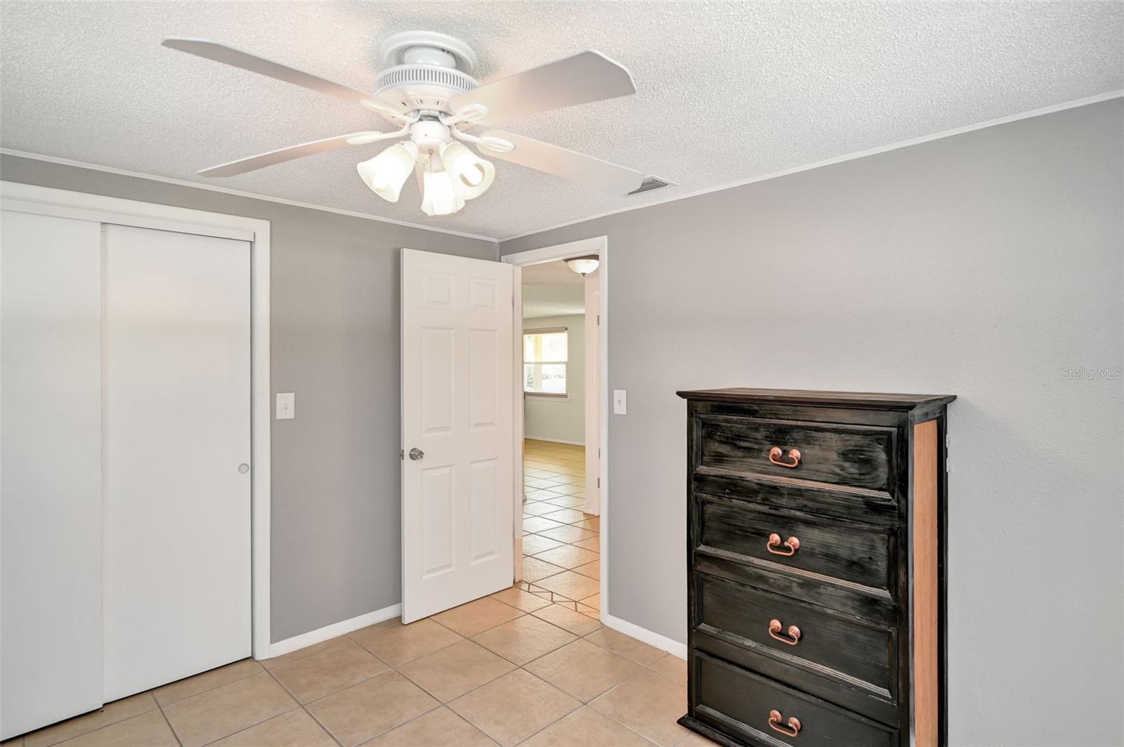HOURGLASS LAKE REP - Residential