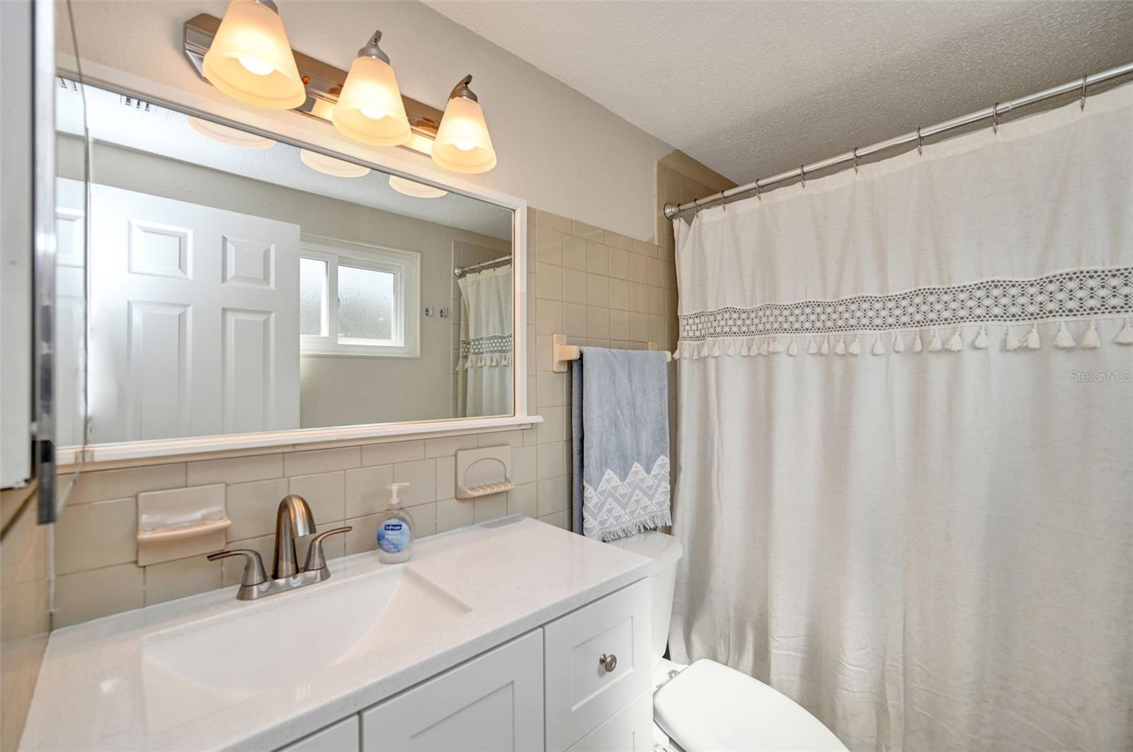 HOURGLASS LAKE REP - Residential