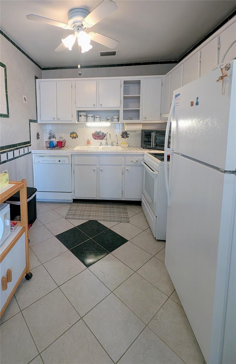 SEMINOLE GARDEN APTS CO-OP - Residential