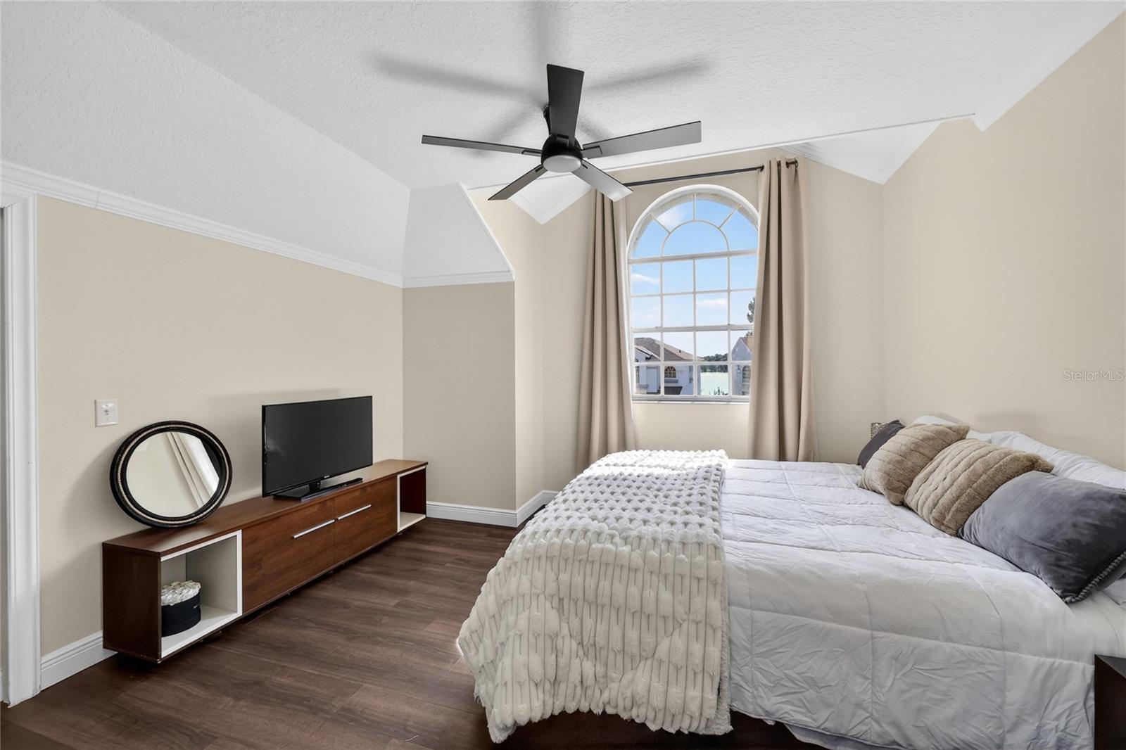 MYSTIC AT MARINERS VILLAGE - Residential