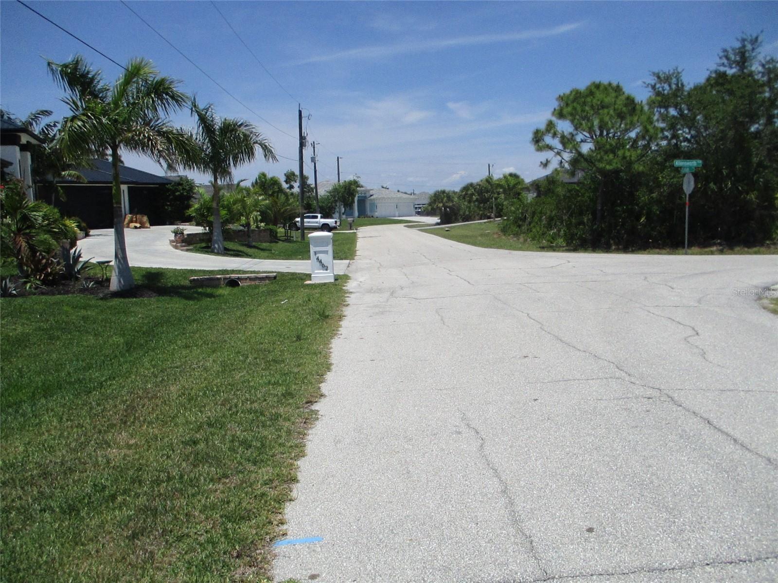 PORT CHARLOTTE SEC 87 - Land