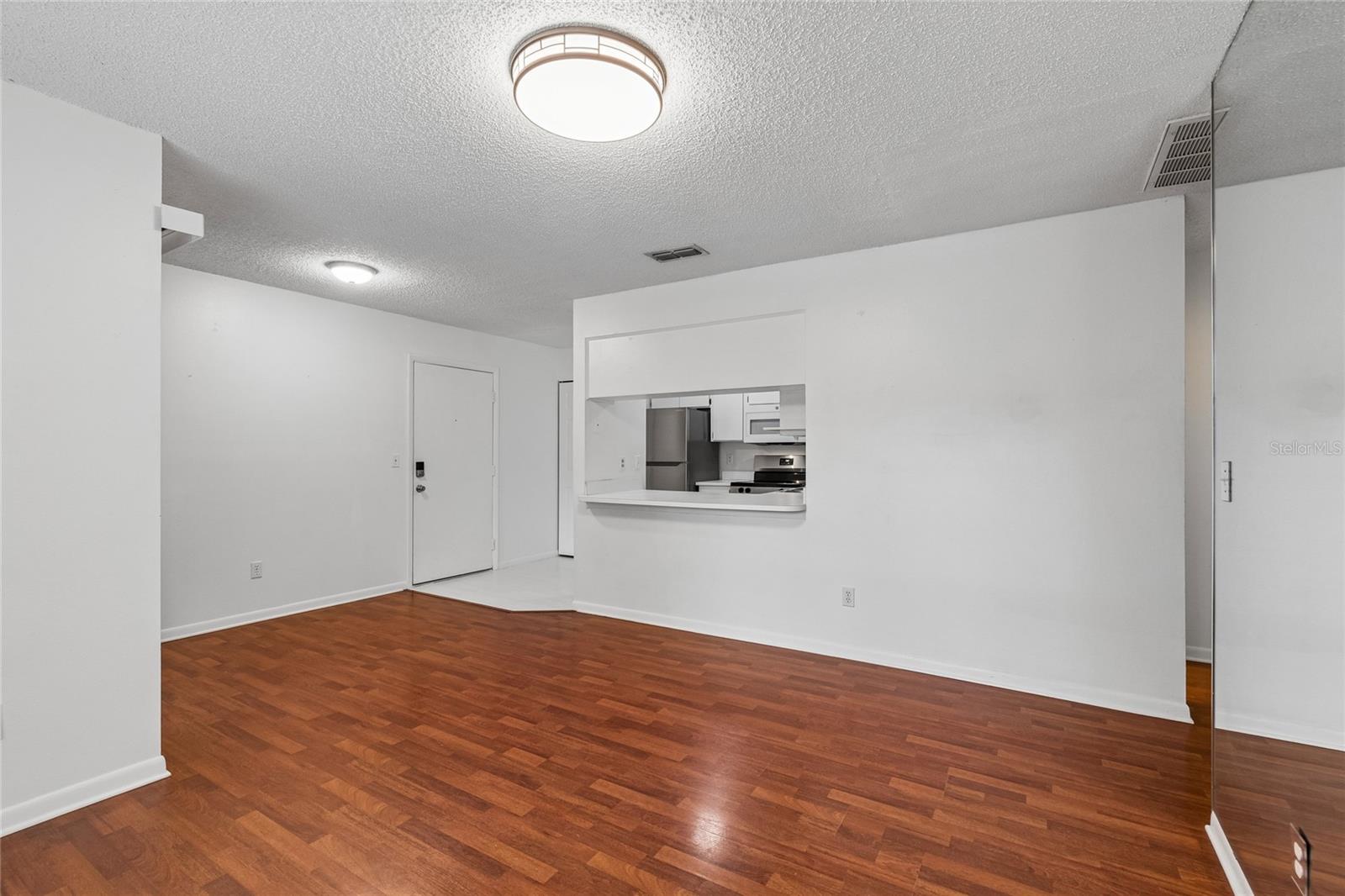 HAMILTON PLACE II A CONDOMINIU - Residential Lease