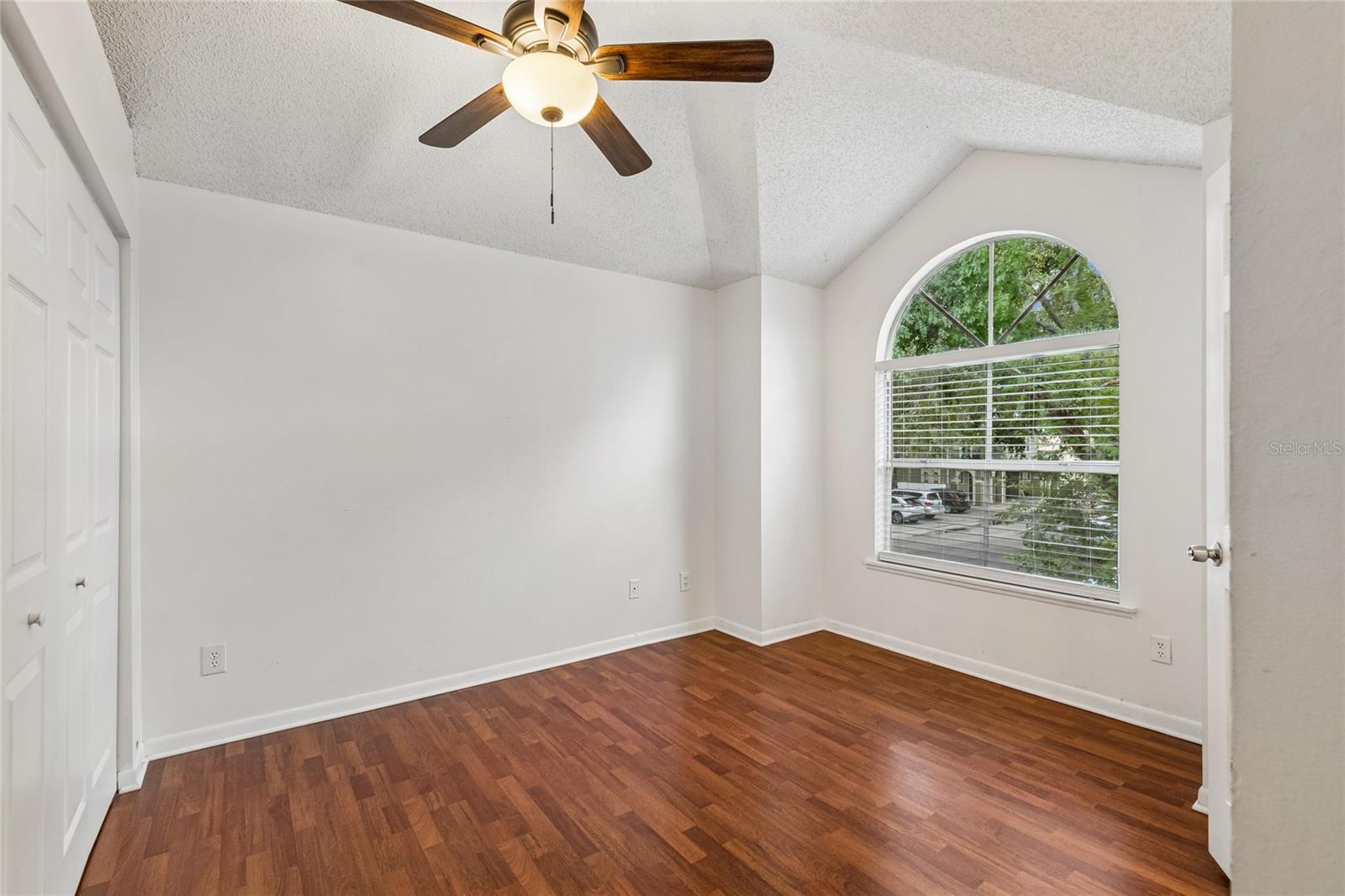 HAMILTON PLACE II A CONDOMINIU - Residential Lease
