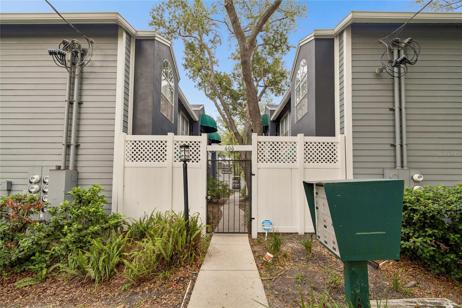 HAMILTON PLACE II A CONDOMINIU - Residential Lease
