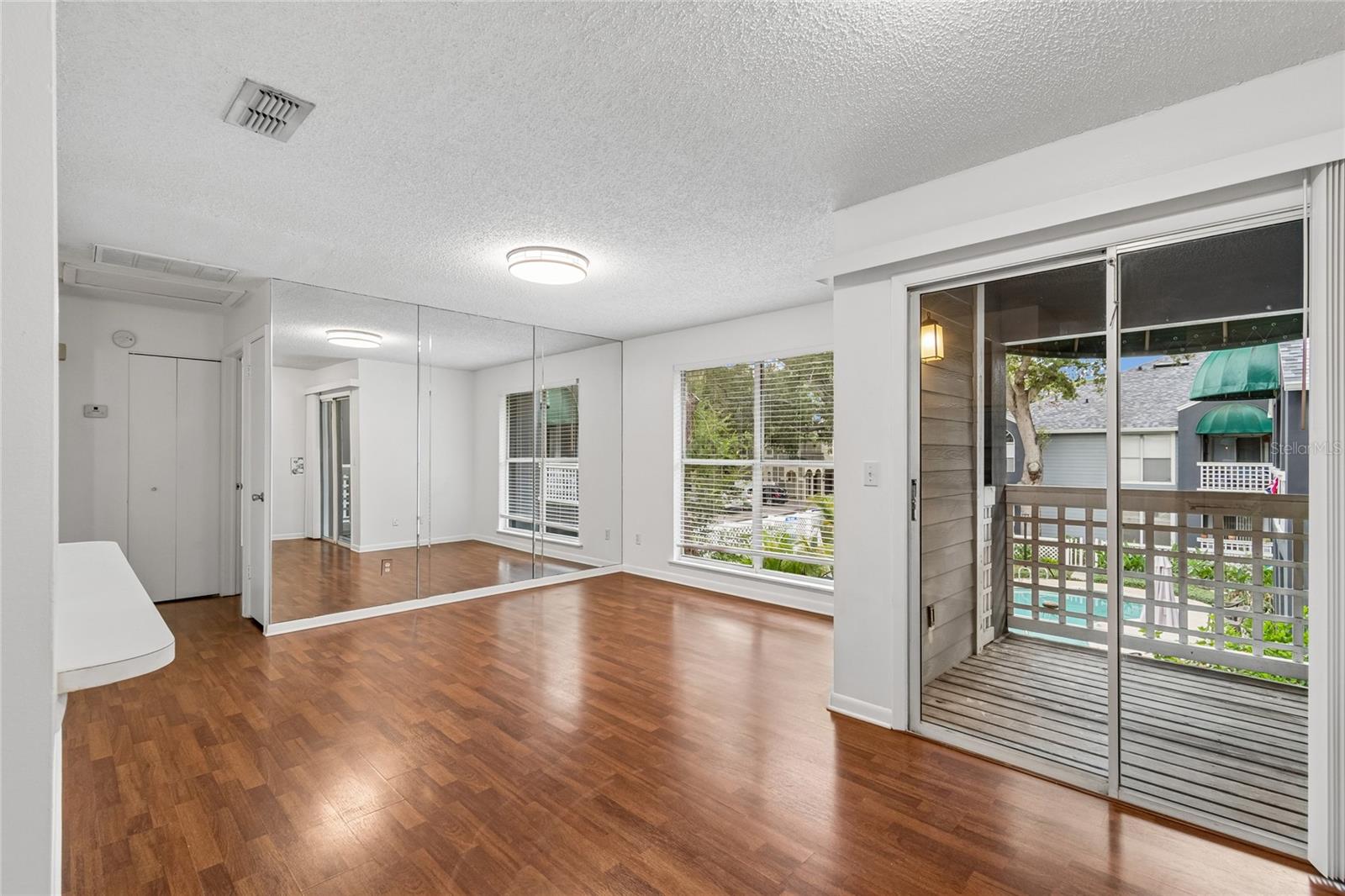 HAMILTON PLACE II A CONDOMINIU - Residential Lease