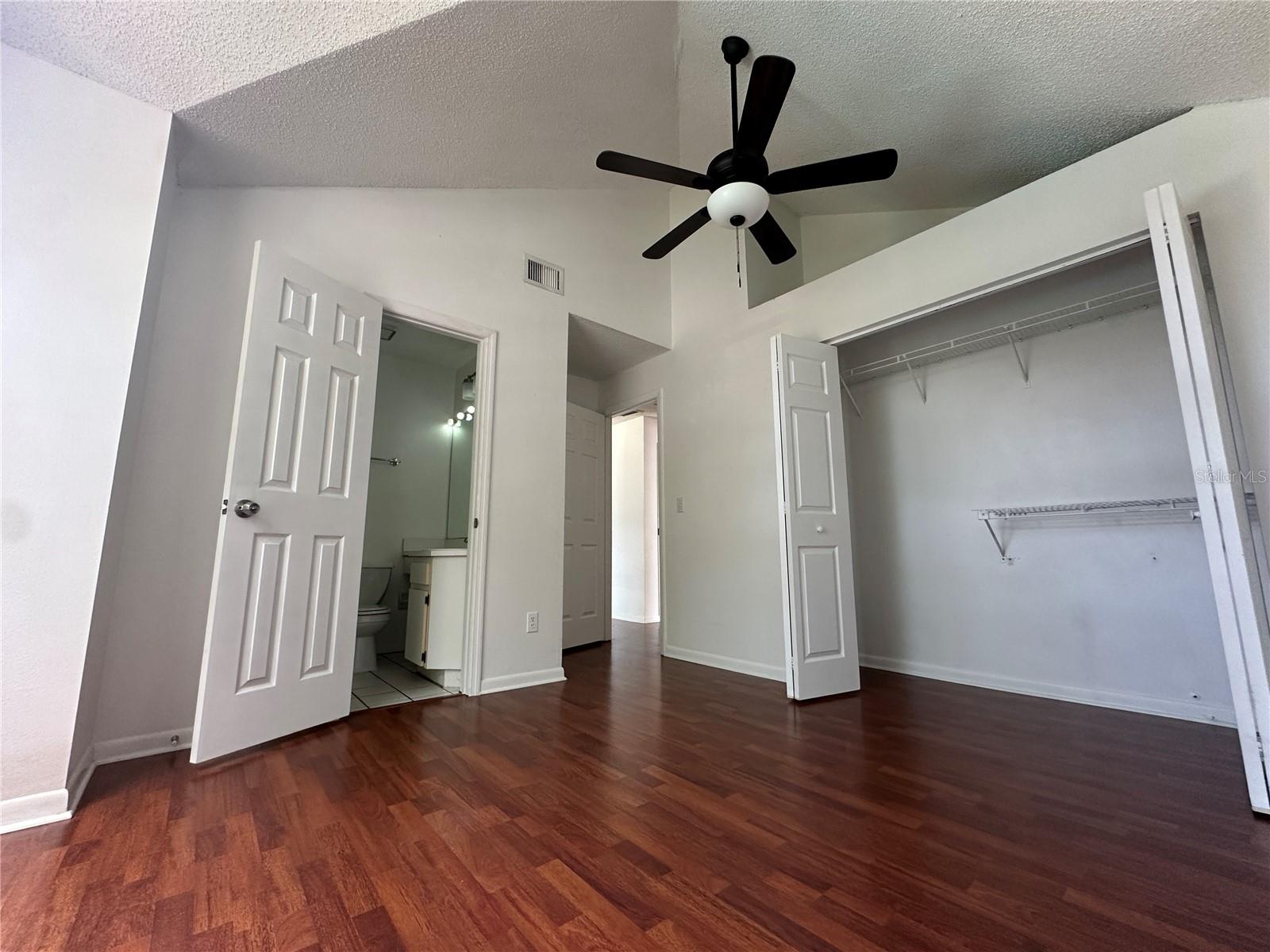 HAMILTON PLACE II A CONDOMINIU - Residential Lease