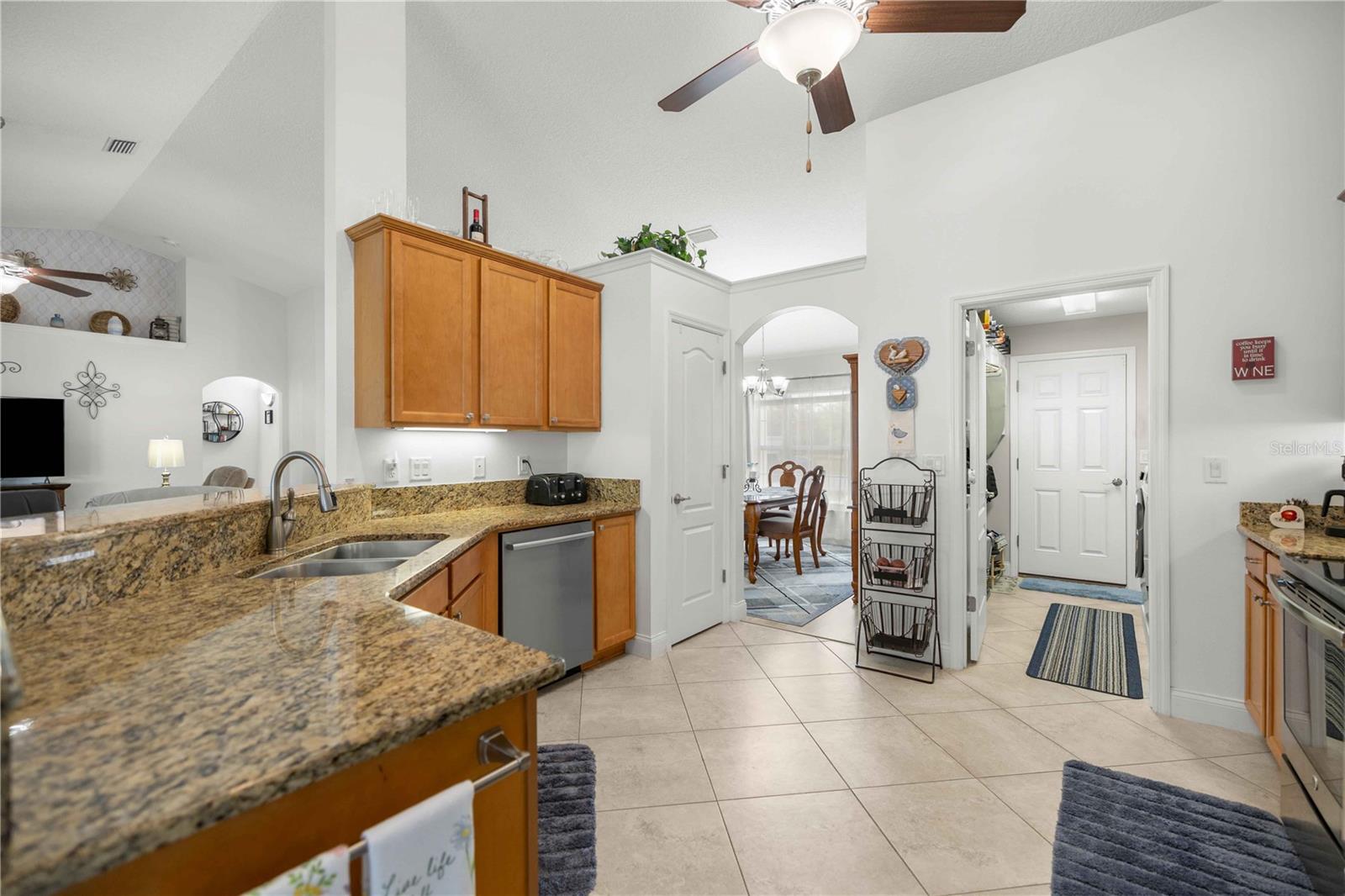 MEADOW GLENN UN 01 - Residential