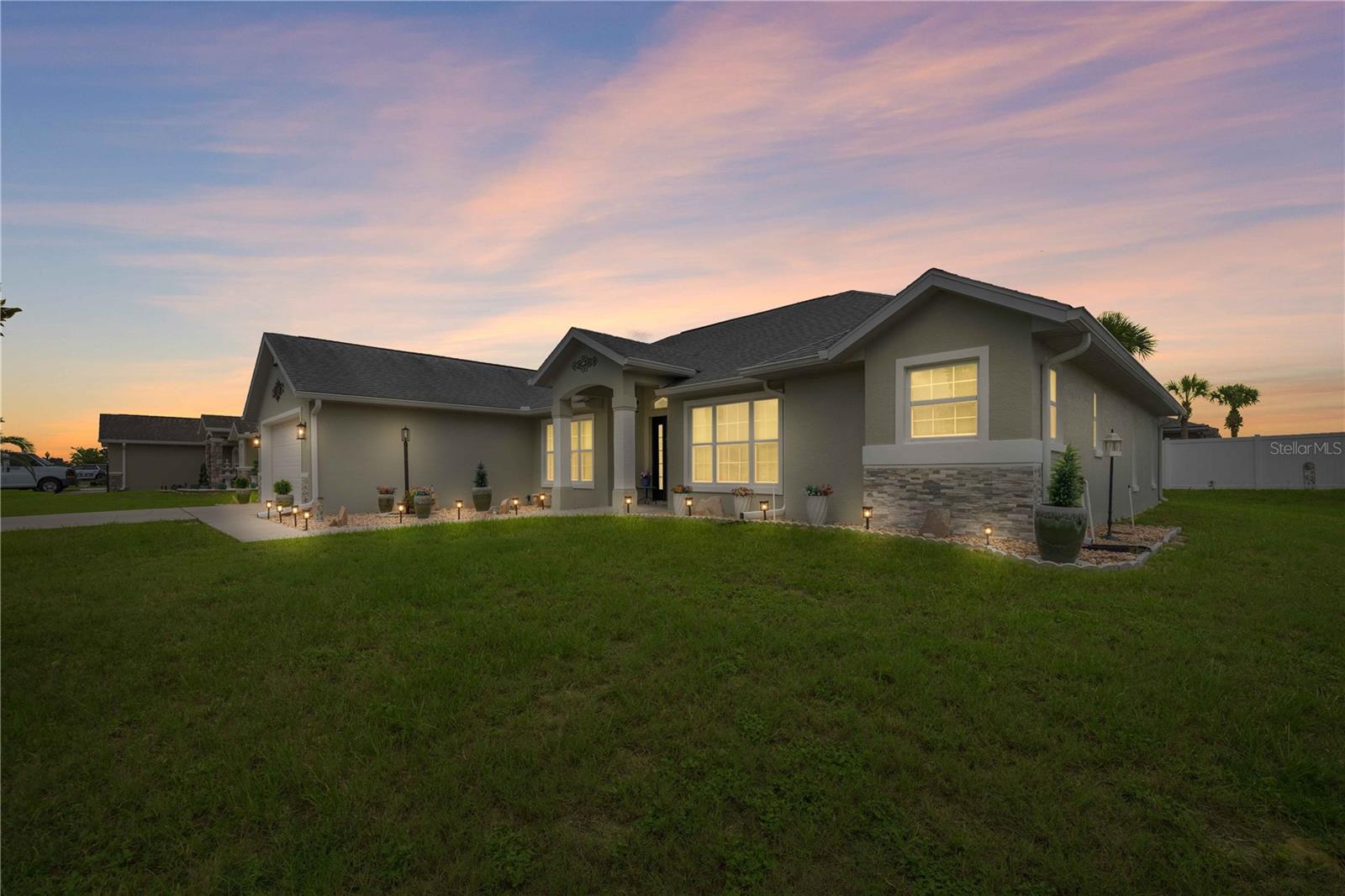 MEADOW GLENN UN 01 - Residential