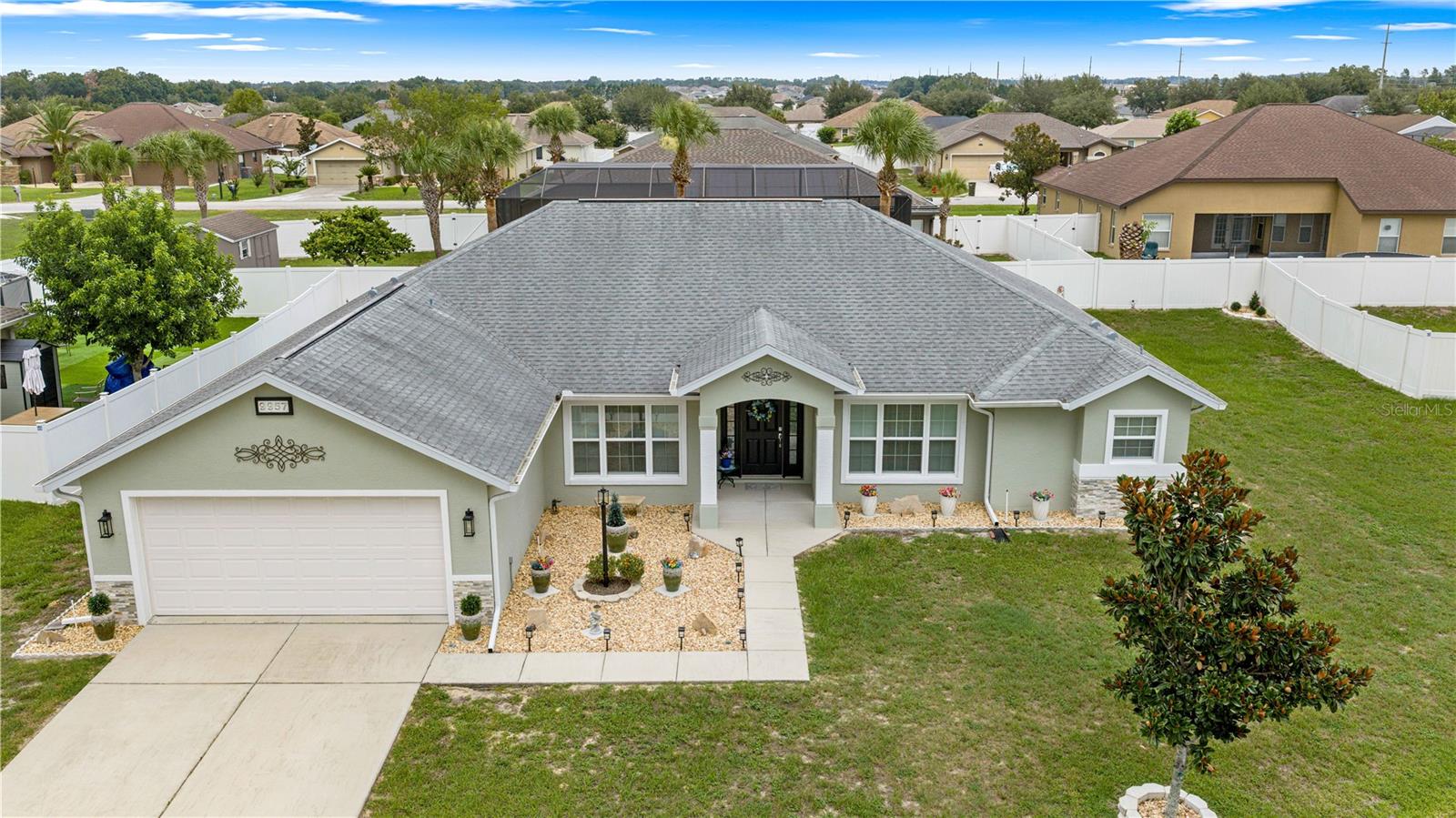 MEADOW GLENN UN 01 - Residential