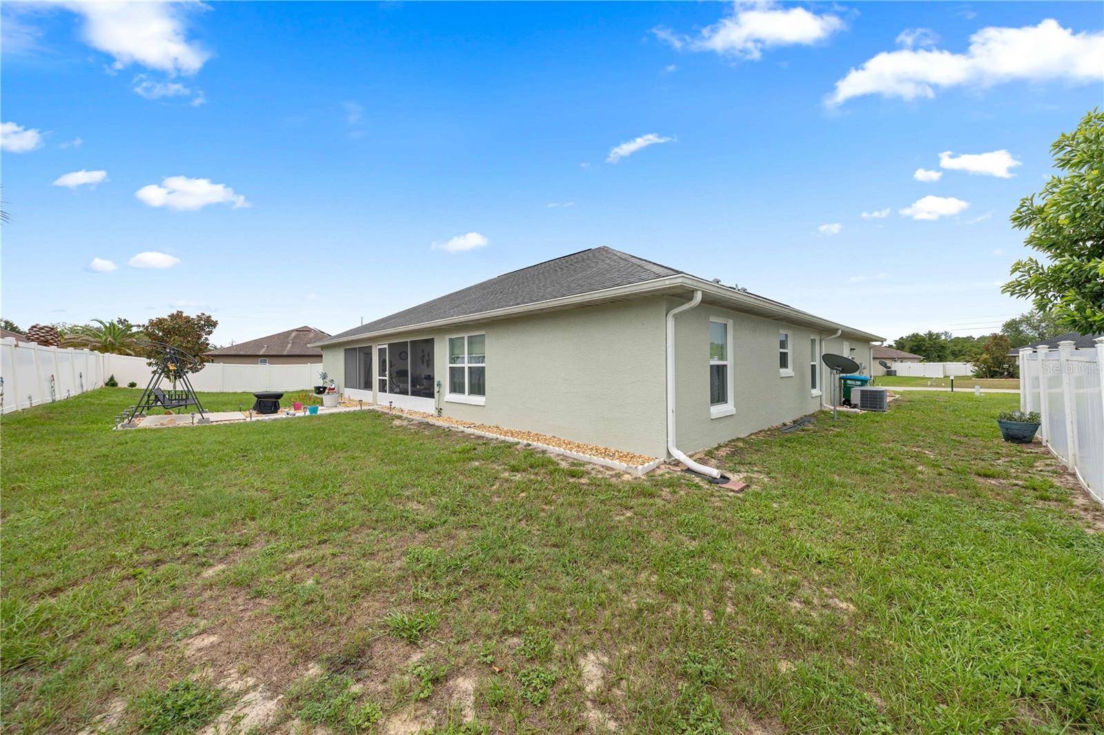 MEADOW GLENN UN 01 - Residential