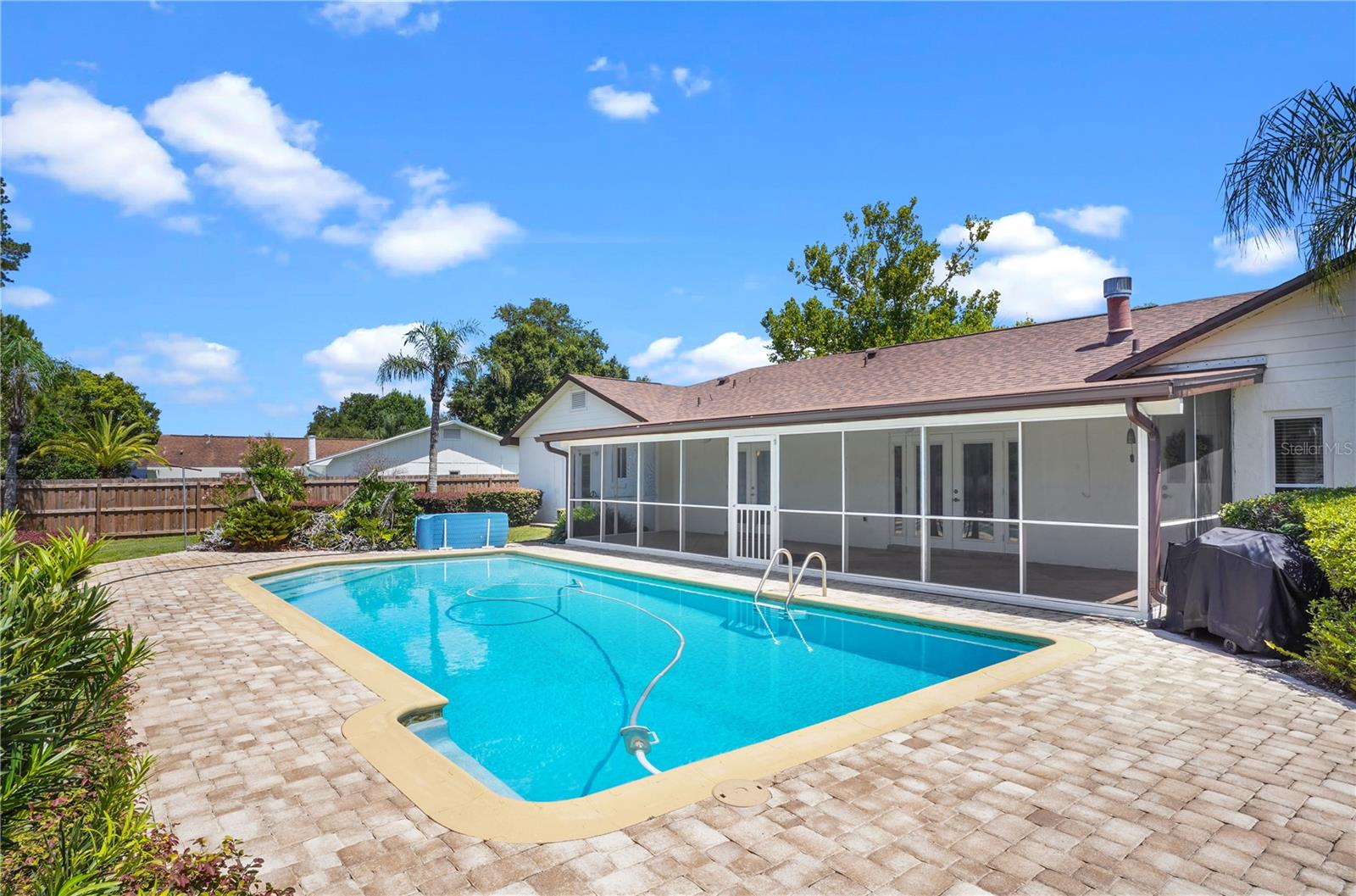 JENNIFER ESTATES - Residential