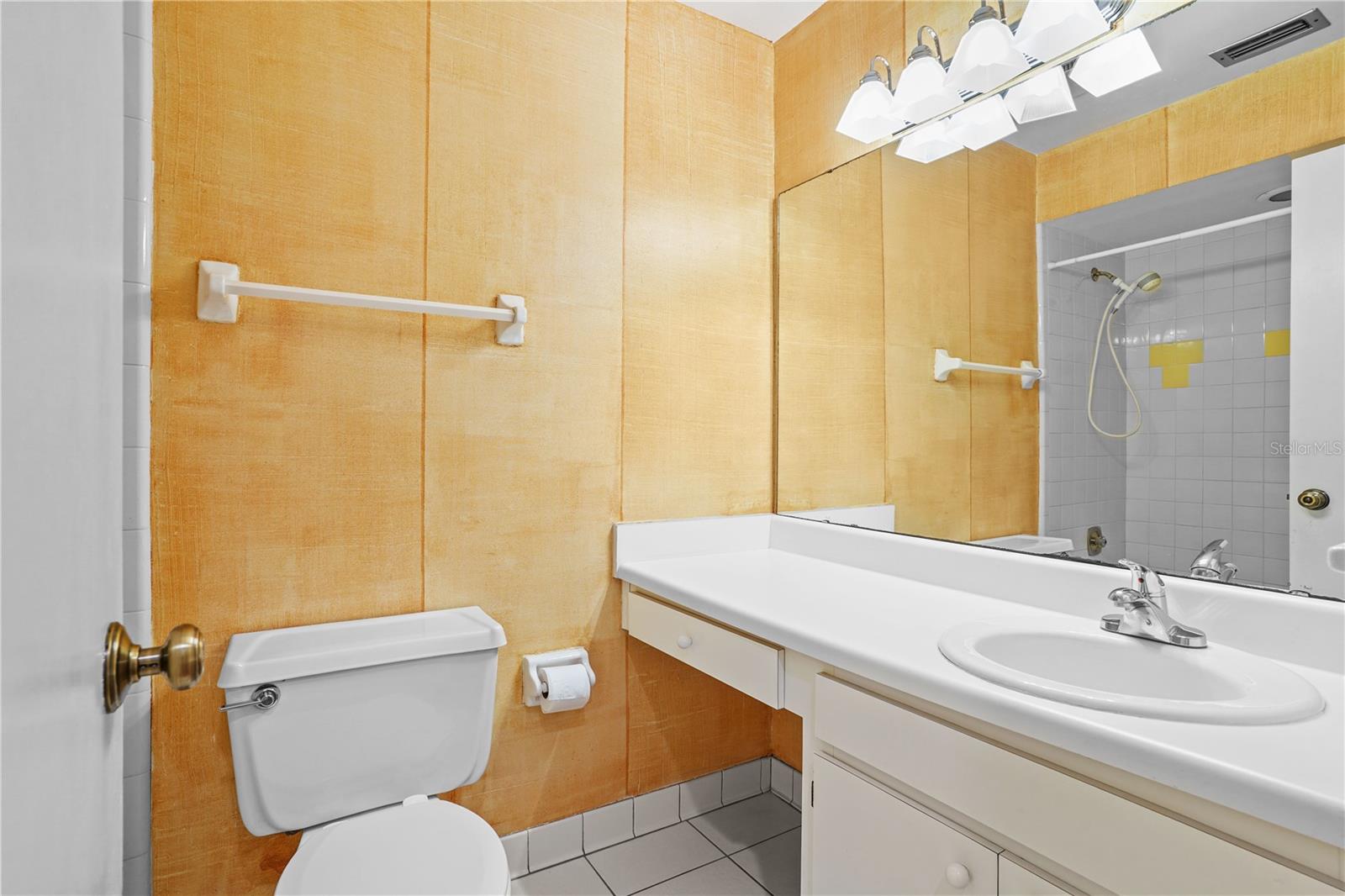 JENNIFER ESTATES - Residential