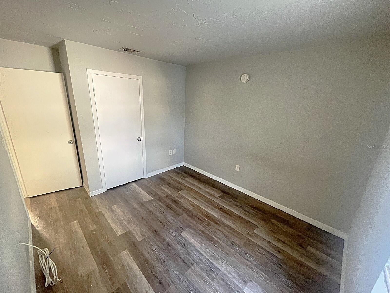 ACREAGE - Residential Lease