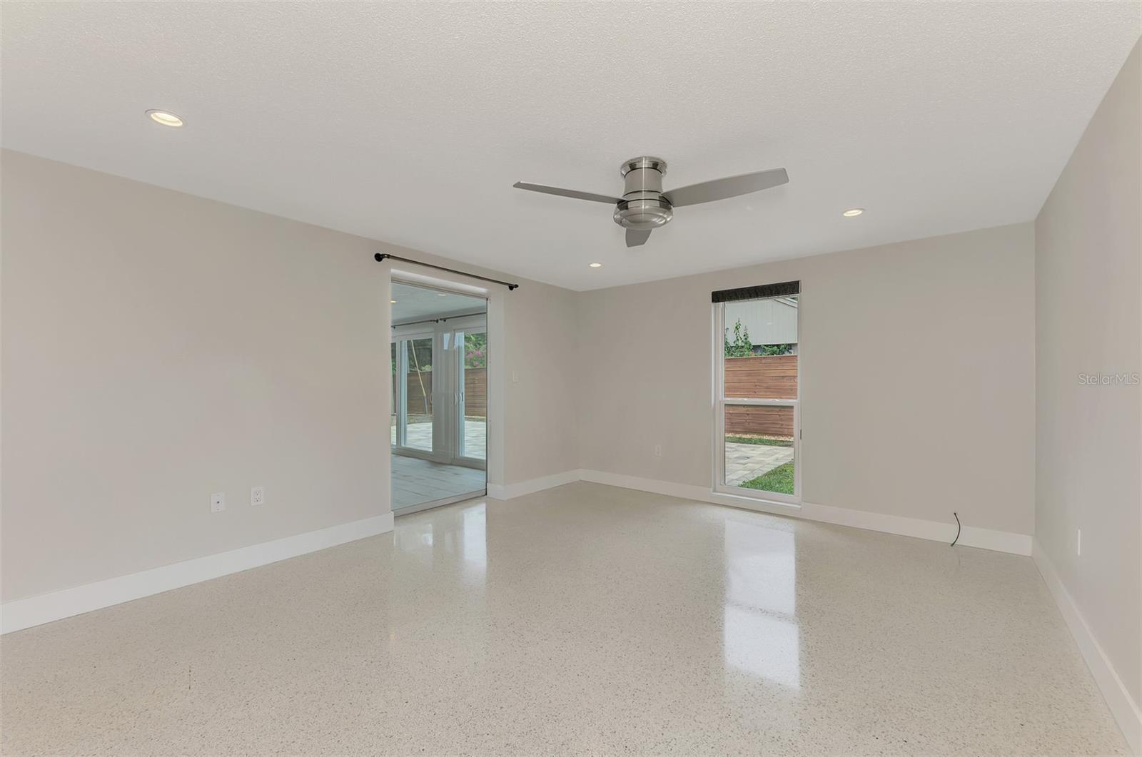 GULF GATE - Residential