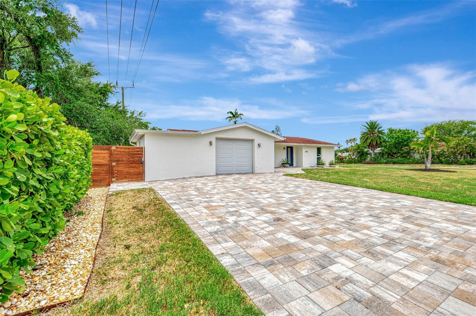 GULF GATE - Residential