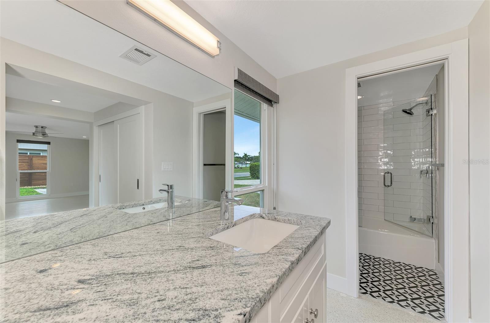 GULF GATE - Residential