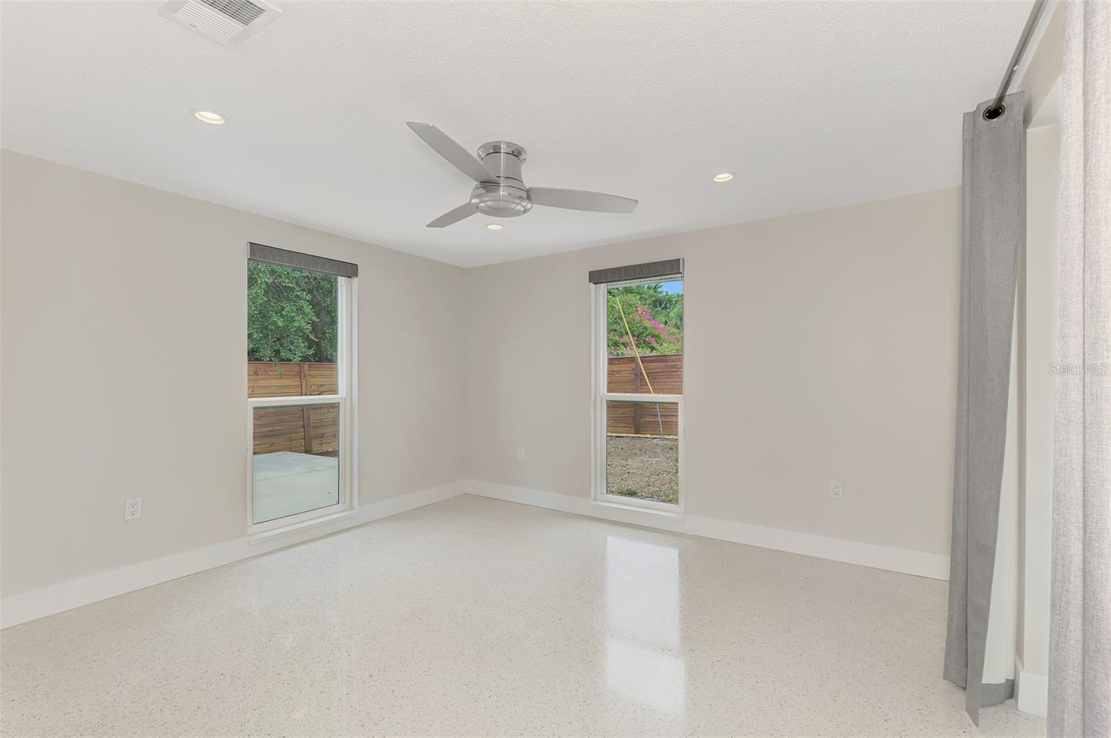 GULF GATE - Residential