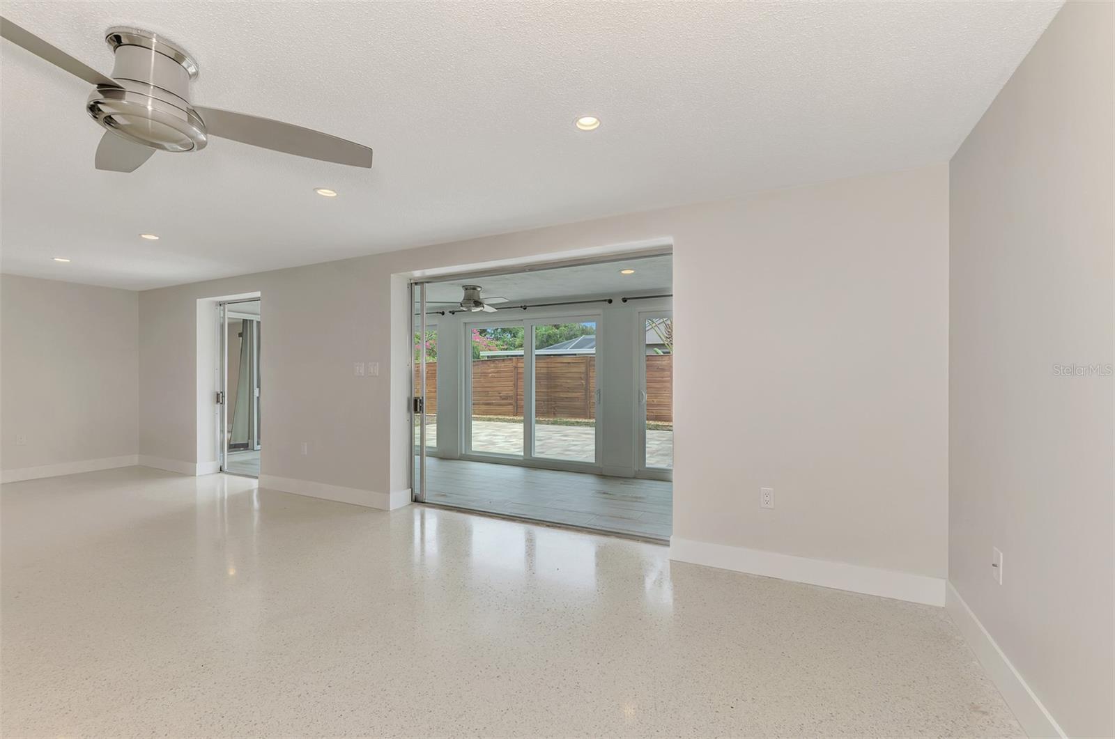 GULF GATE - Residential