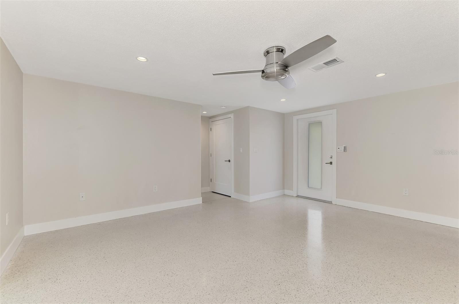 GULF GATE - Residential