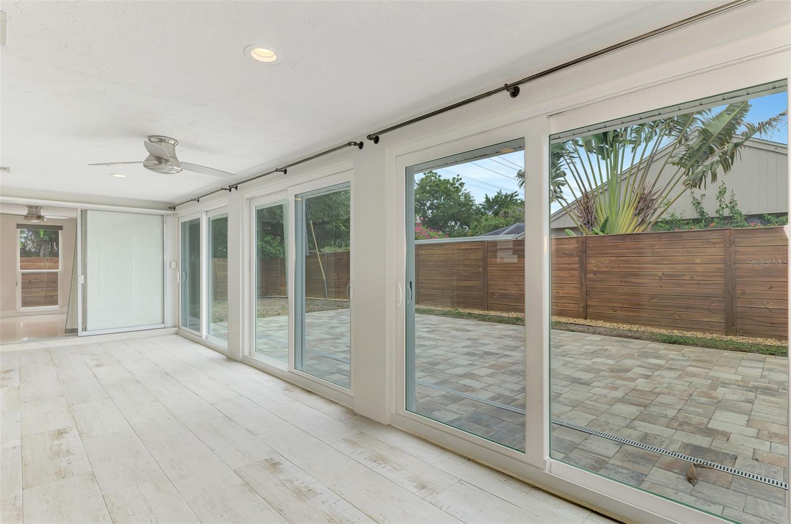 GULF GATE - Residential