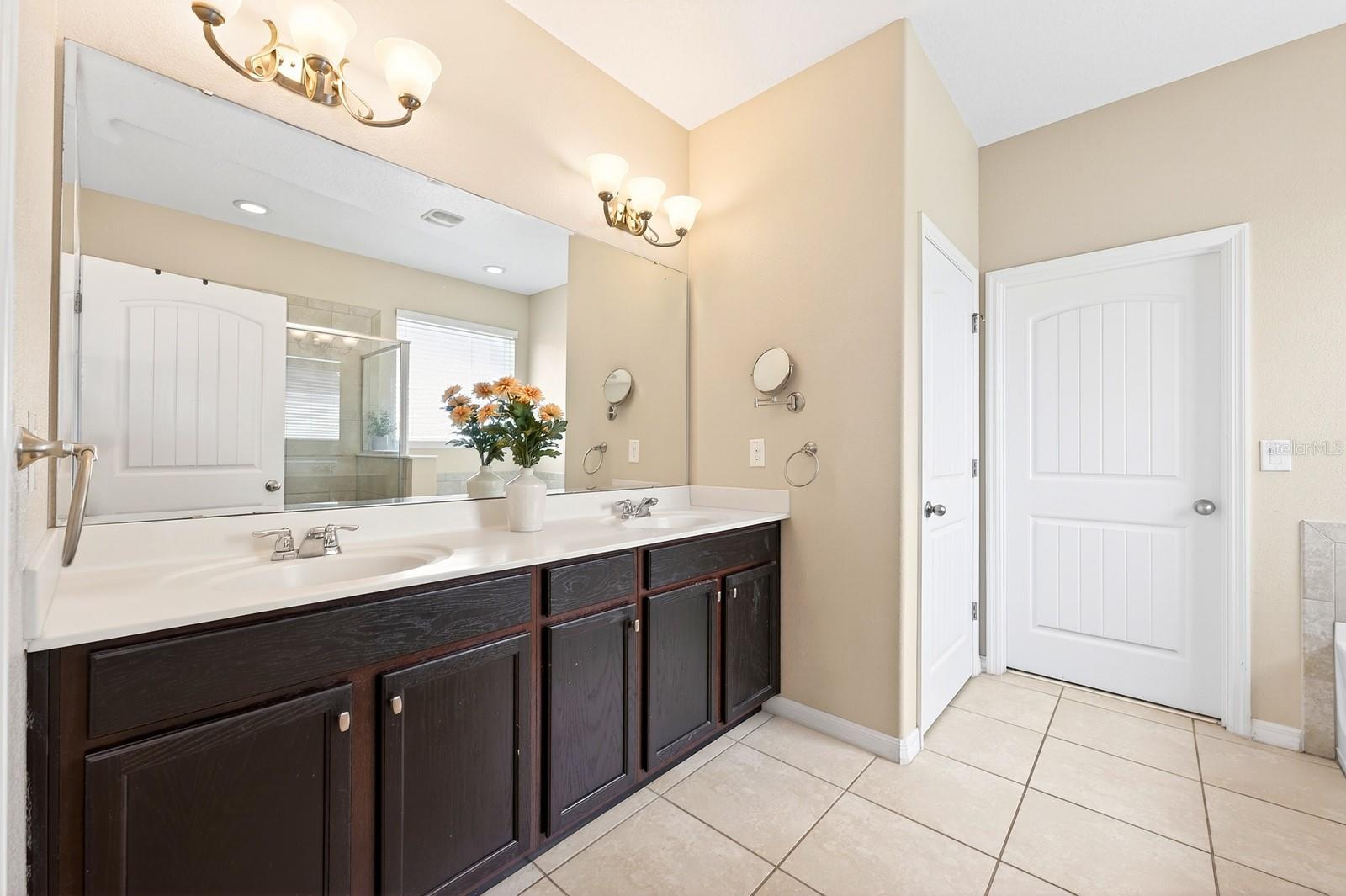 BROOKSHIRE SUB - Residential