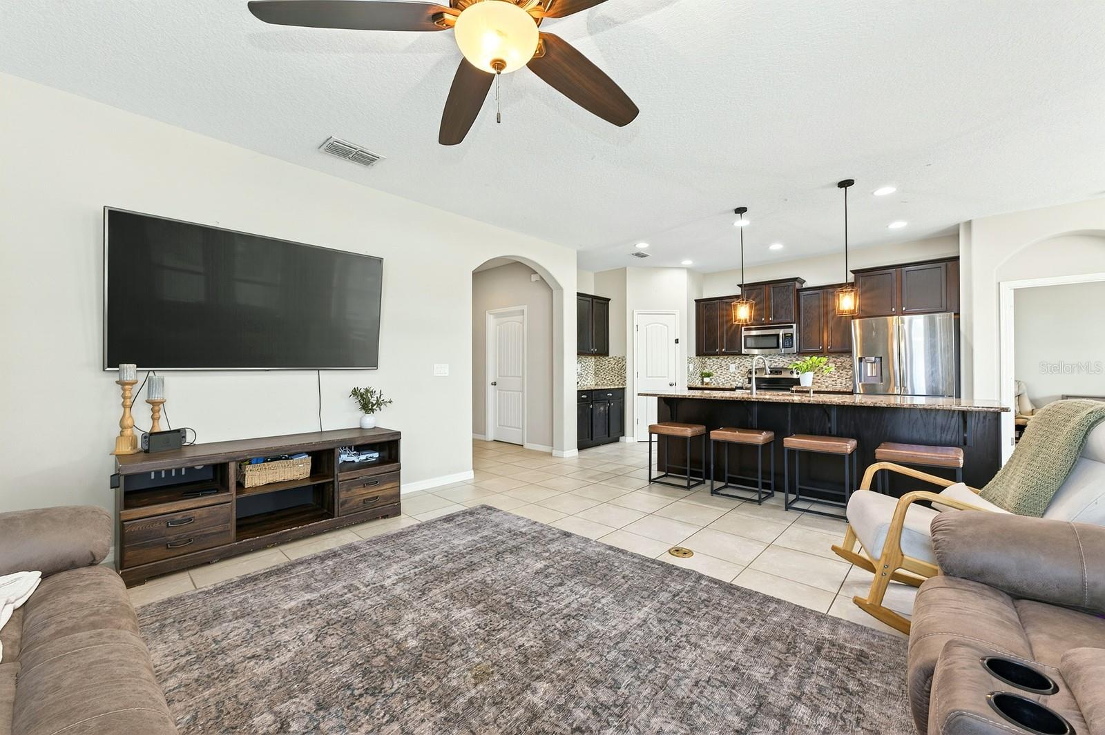 BROOKSHIRE SUB - Residential
