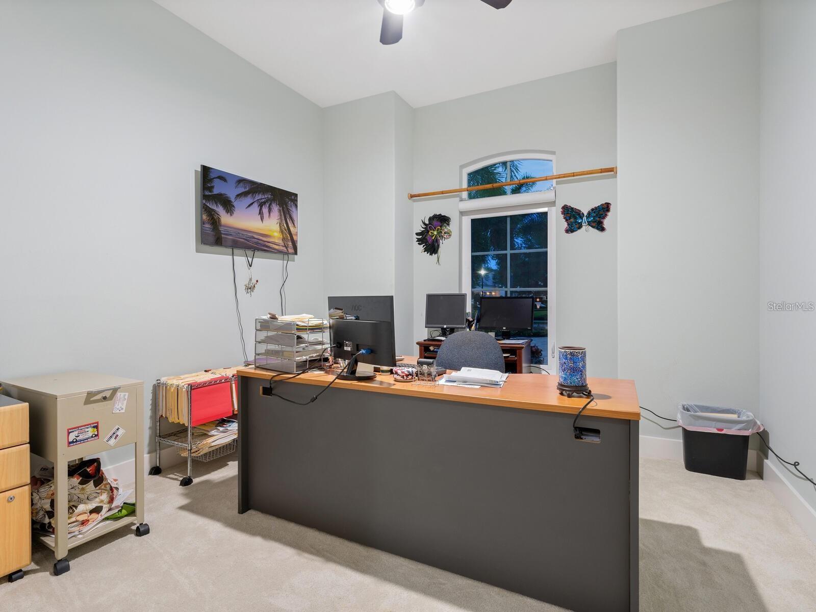 LAKE CLUB PH II UNIT 1-B - Residential