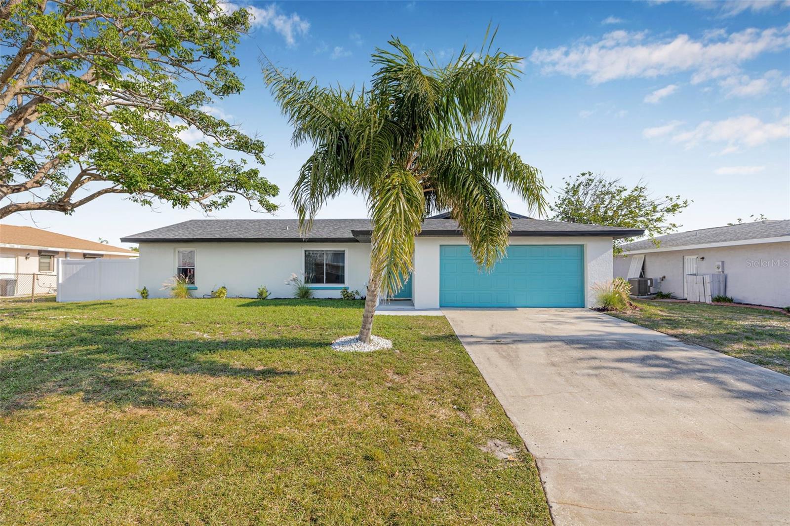 PALMA SOLA BAY ESTATES - Residential