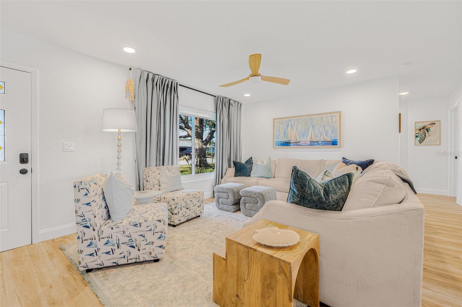 PALMA SOLA BAY ESTATES - Residential