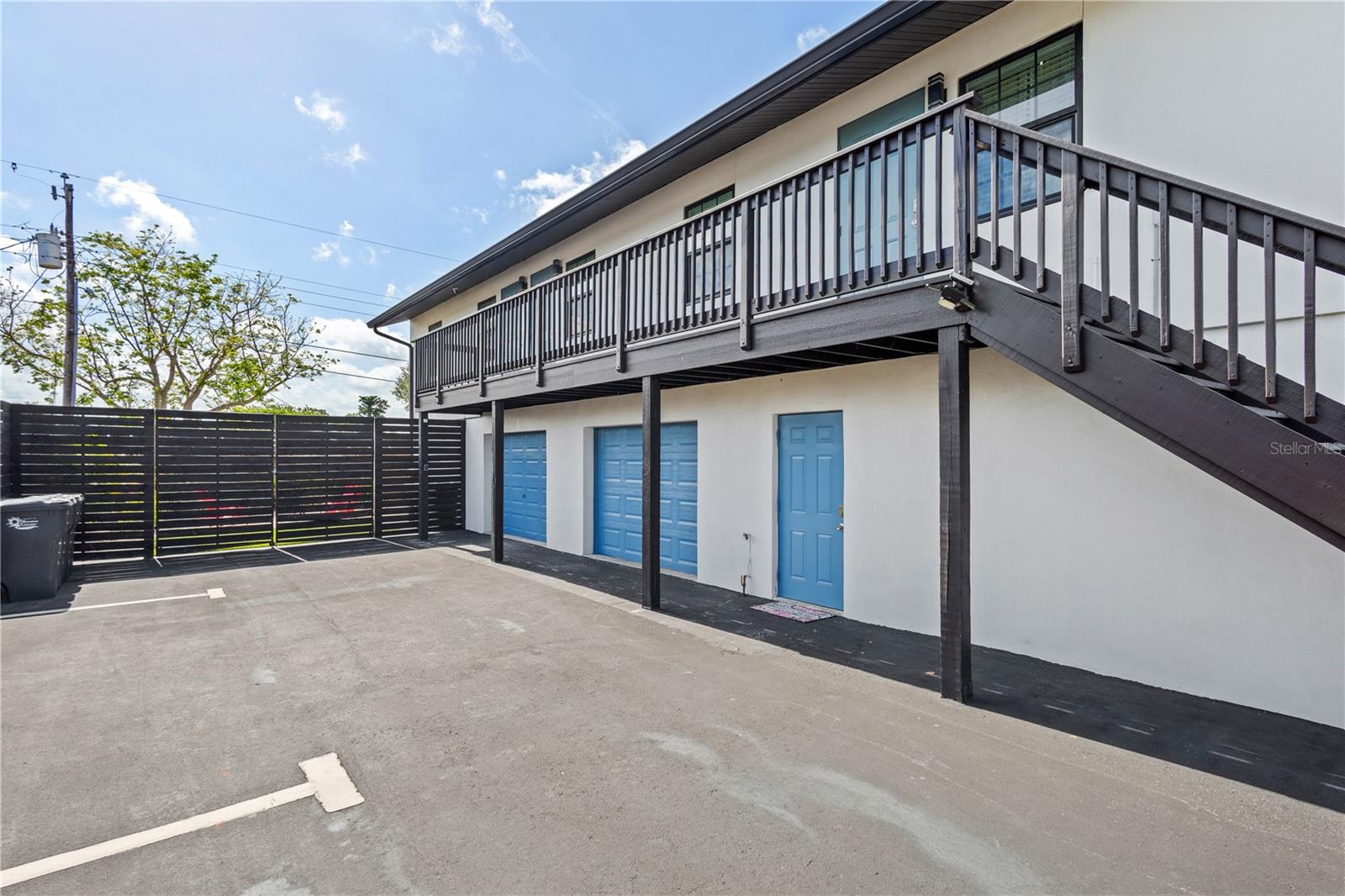 CORTEZ GARDENS FIRST SEC - Residential