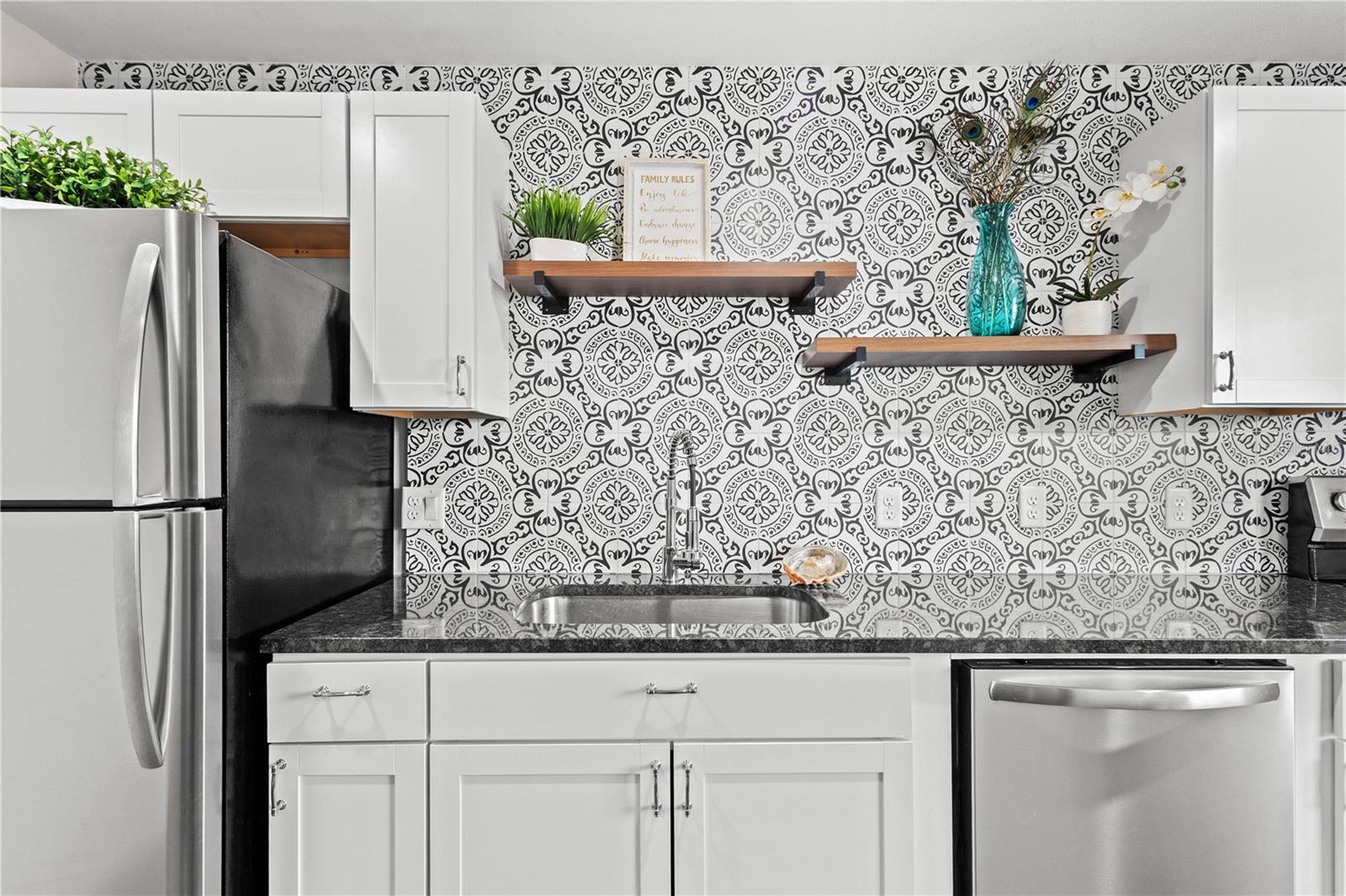 CORTEZ GARDENS FIRST SEC - Residential