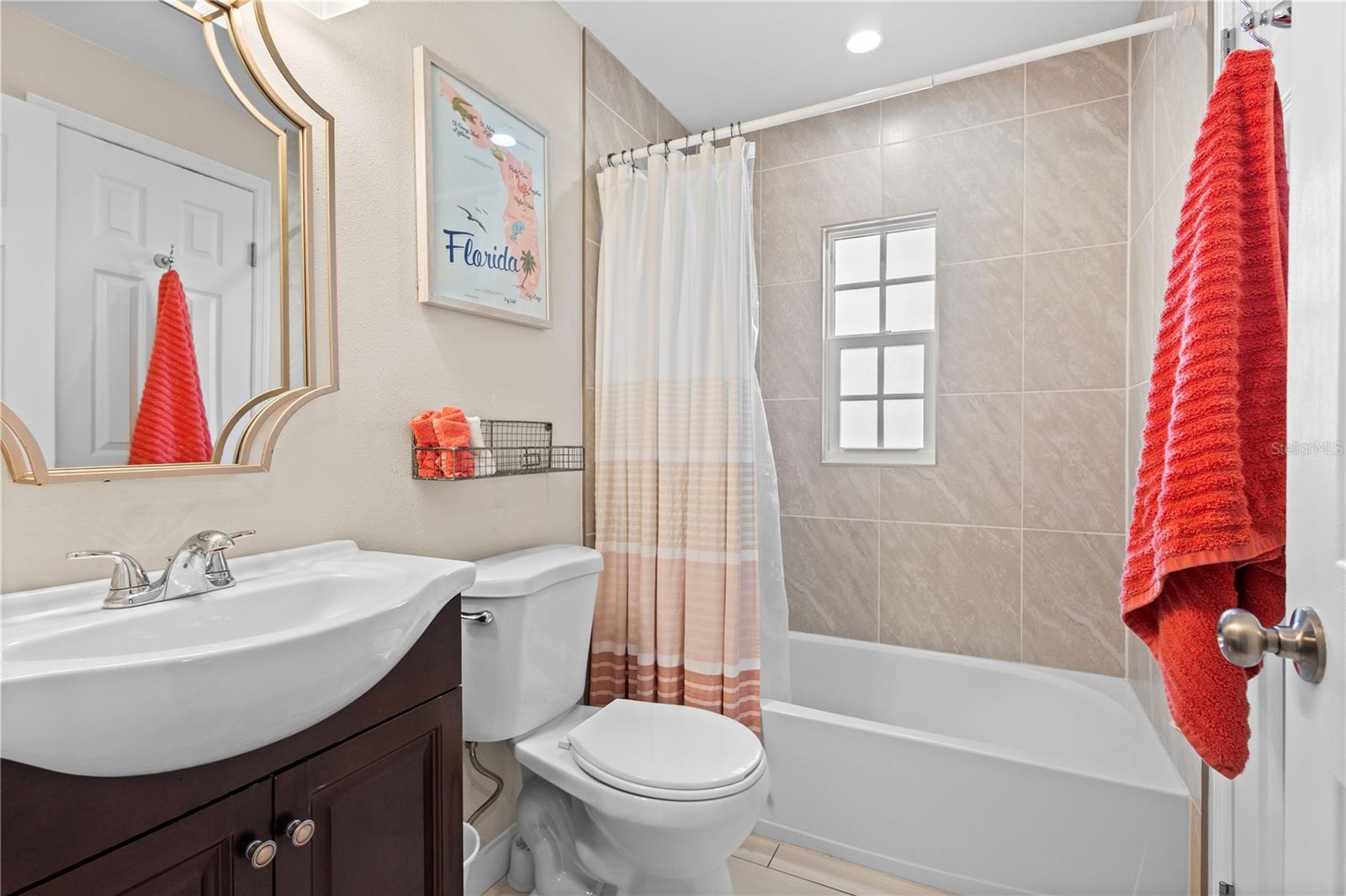 CORTEZ GARDENS FIRST SEC - Residential