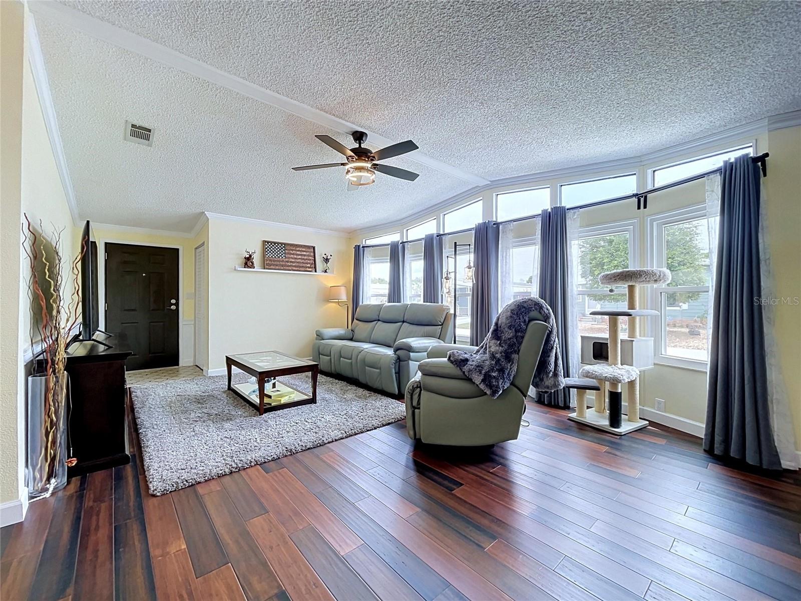 FOXWOOD LAKE ESTATES - Residential