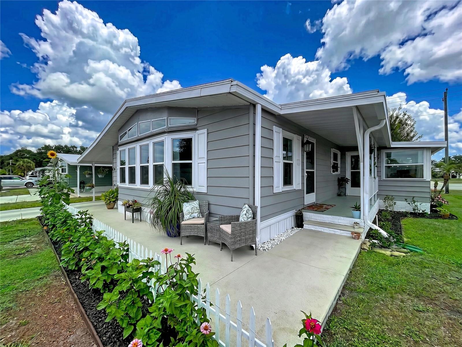 FOXWOOD LAKE ESTATES - Residential