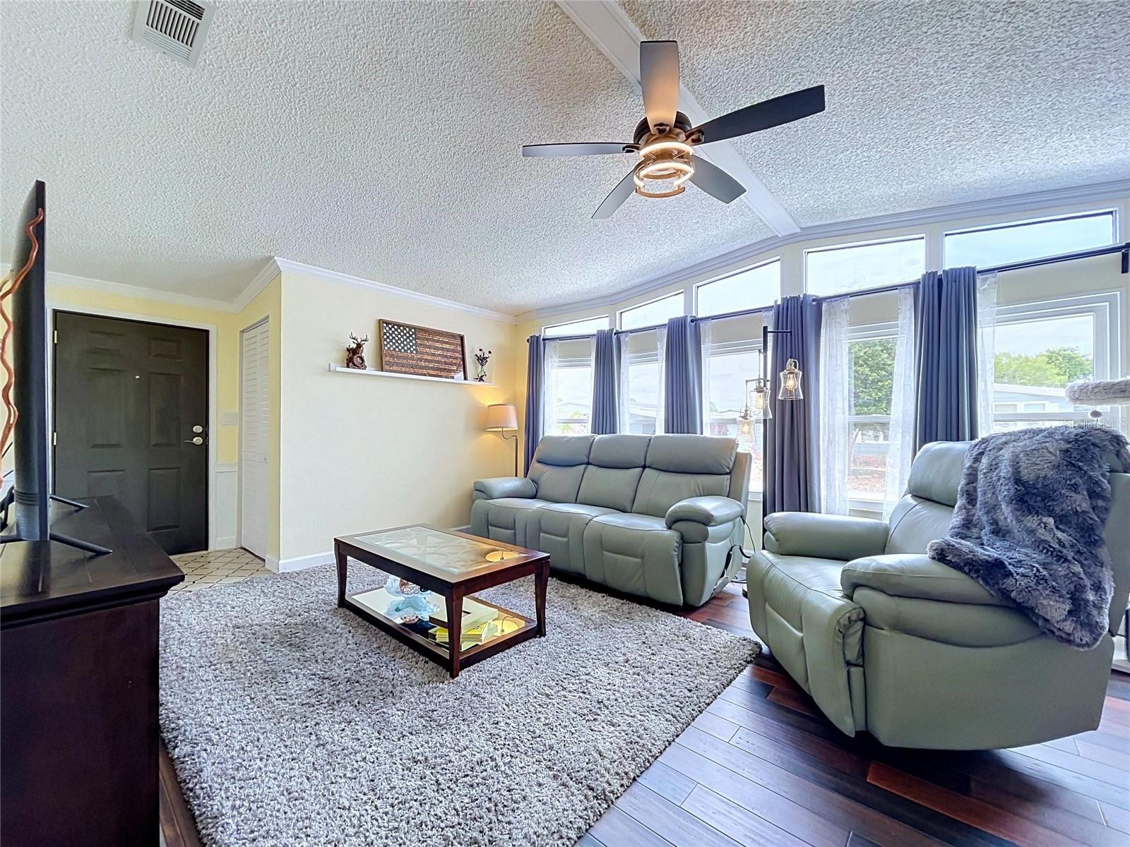 FOXWOOD LAKE ESTATES - Residential