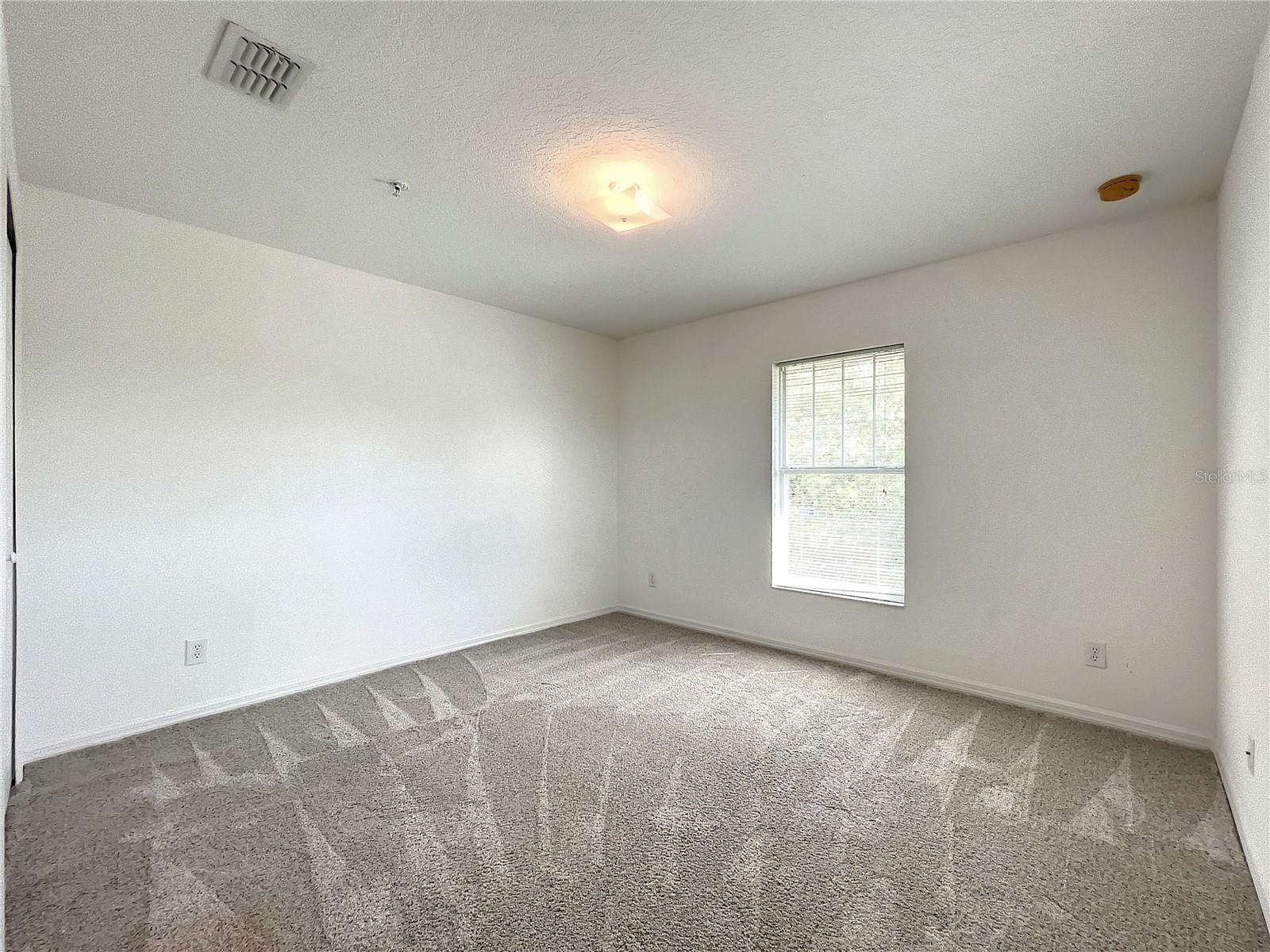 CROWNTREE LAKES 02 & 03 - Residential Lease
