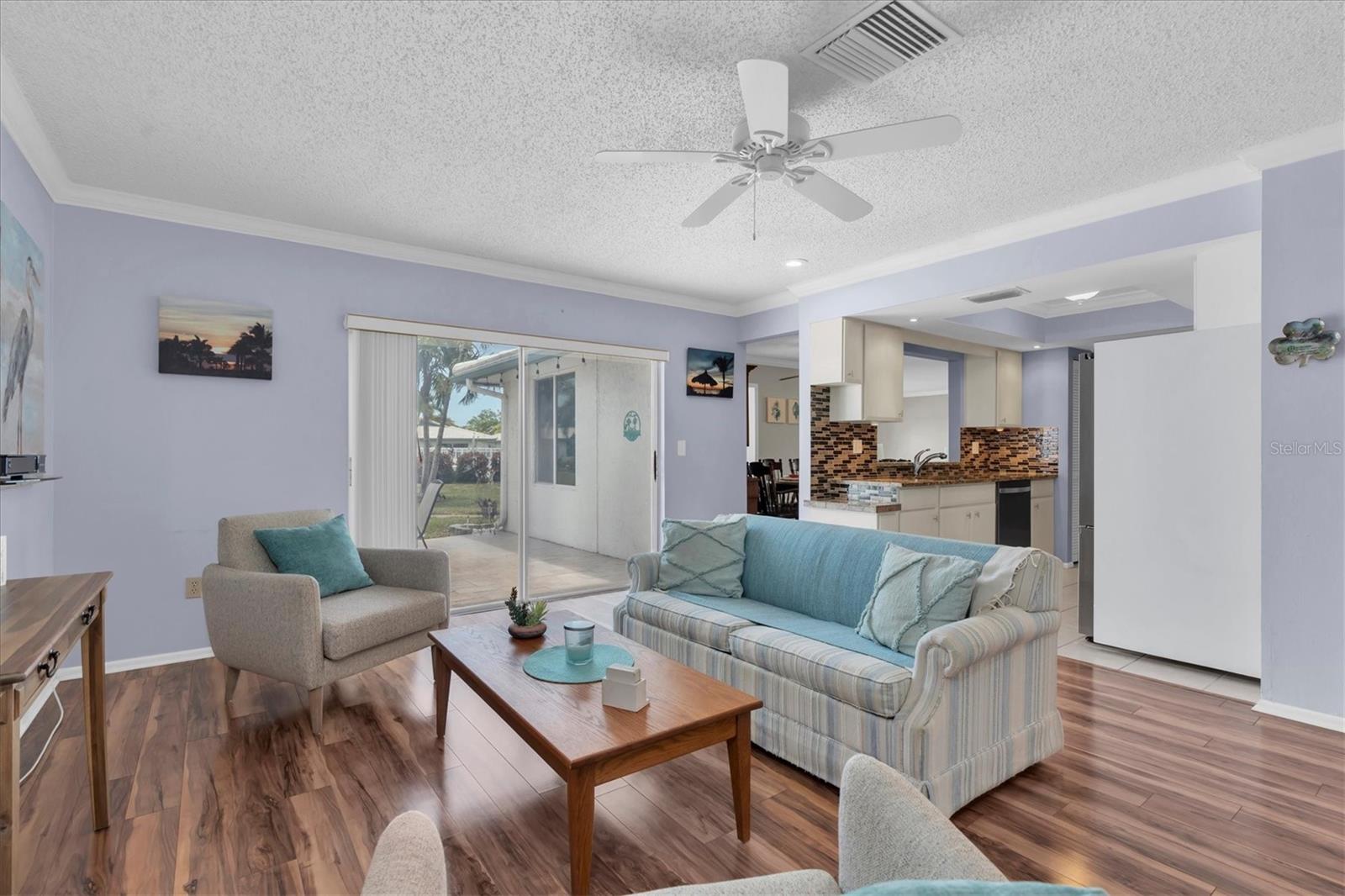 VILLAGE GREEN OF BRADENTON SEC 8 - Residential