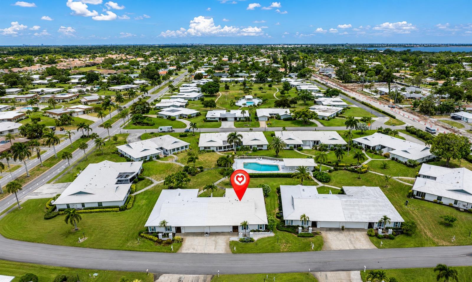 VILLAGE GREEN OF BRADENTON SEC 8 - Residential