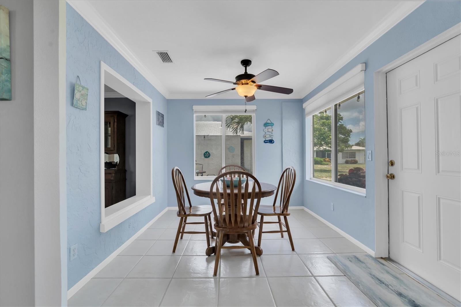 VILLAGE GREEN OF BRADENTON SEC 8 - Residential