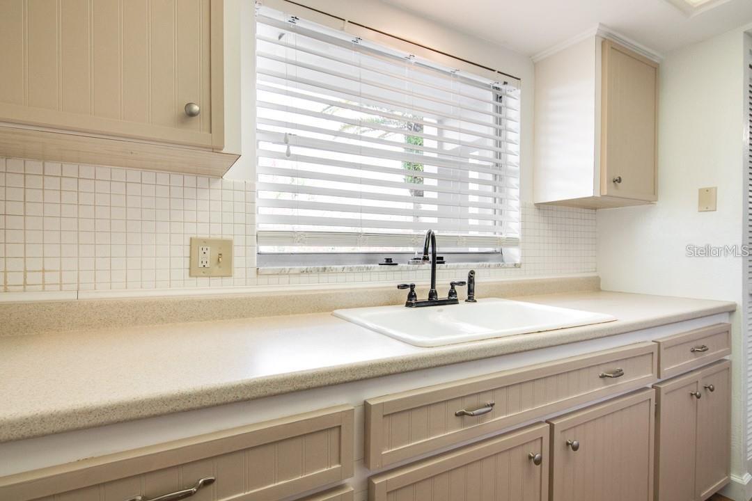 IMPERIAL PARK CONDO - Residential