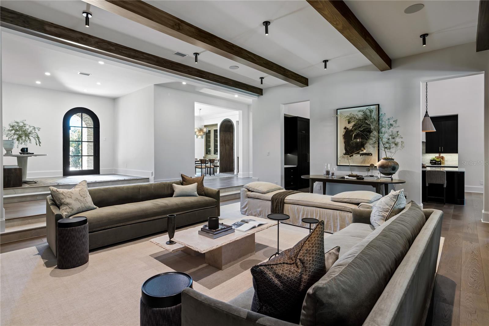 ISLEWORTH - Residential