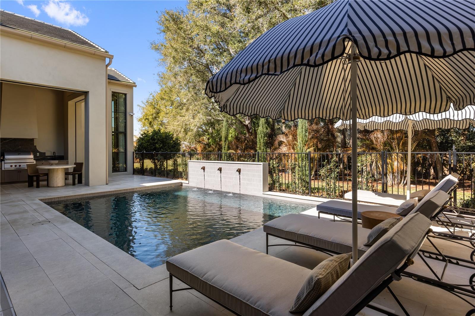 ISLEWORTH - Residential