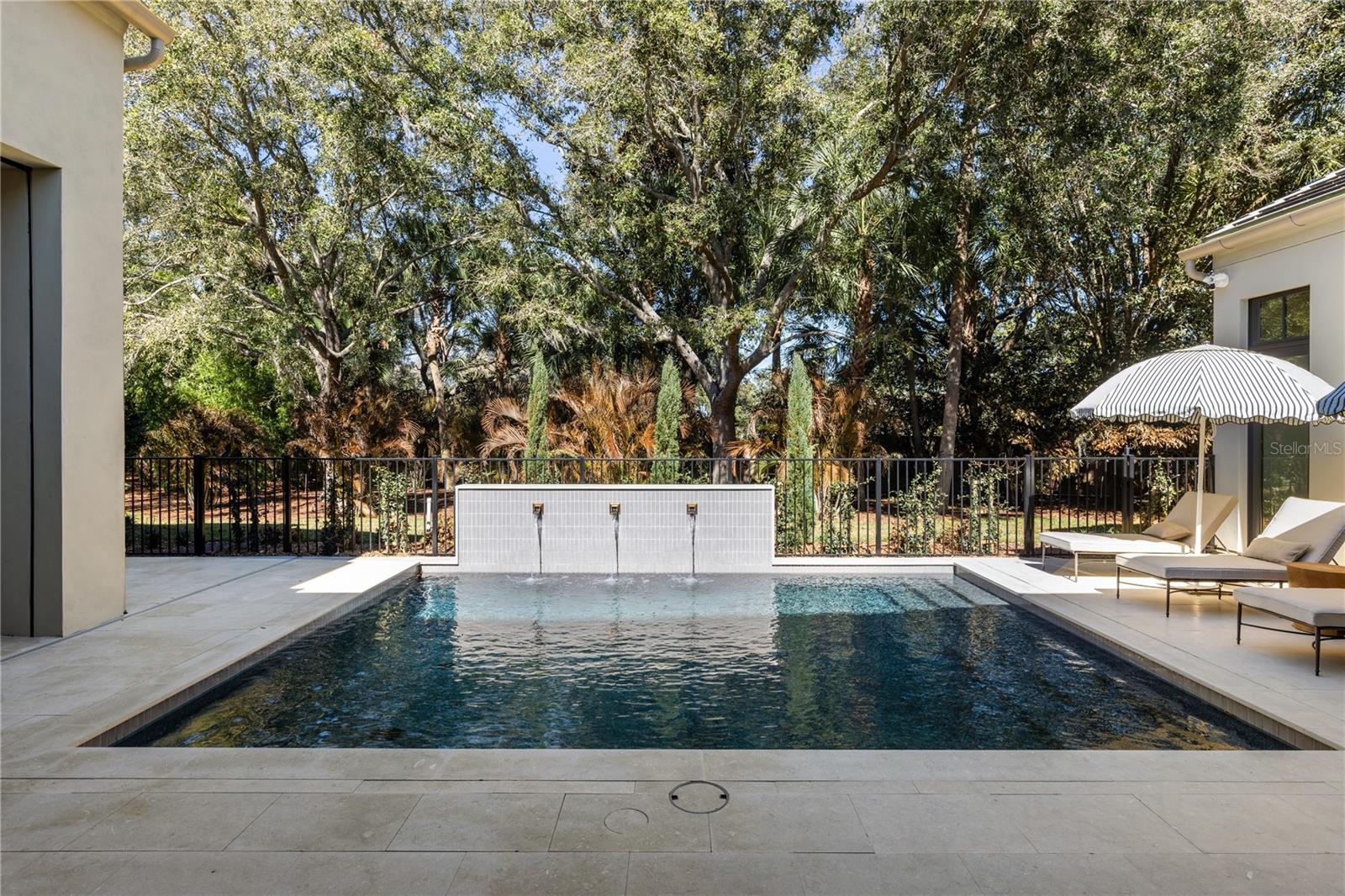 ISLEWORTH - Residential