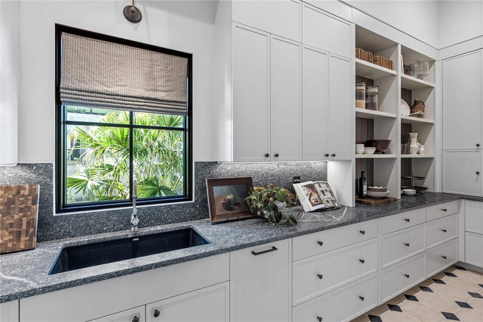 ISLEWORTH - Residential