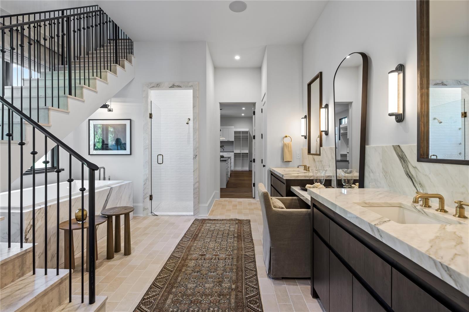 ISLEWORTH - Residential