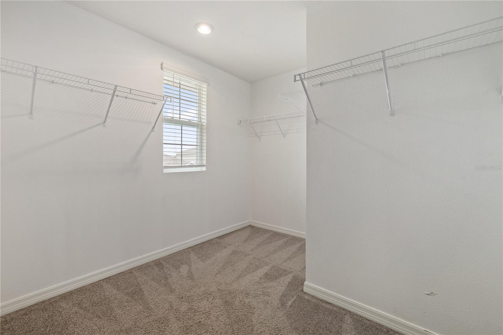 RIDGEWOOD - Residential