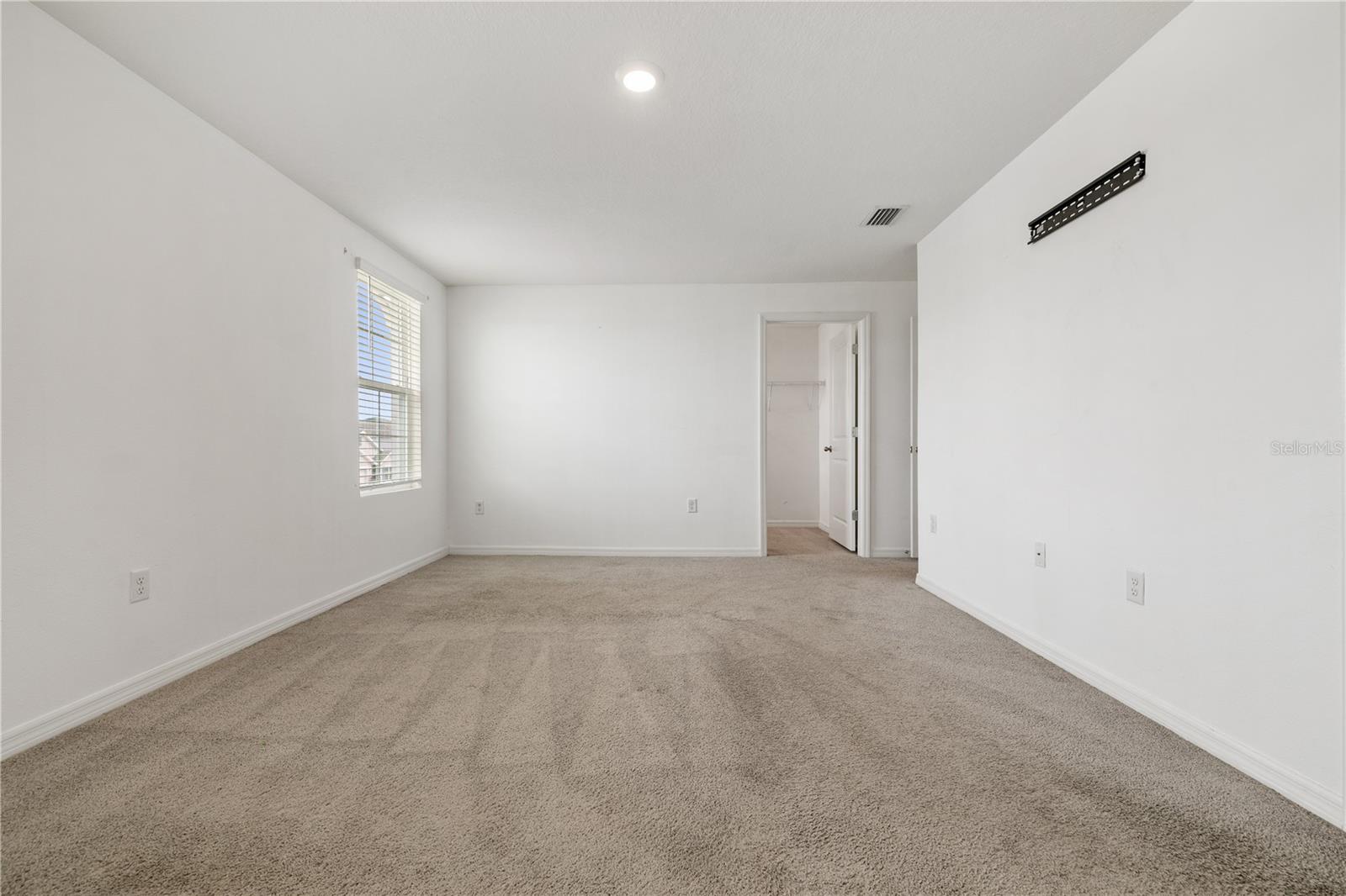 RIDGEWOOD - Residential