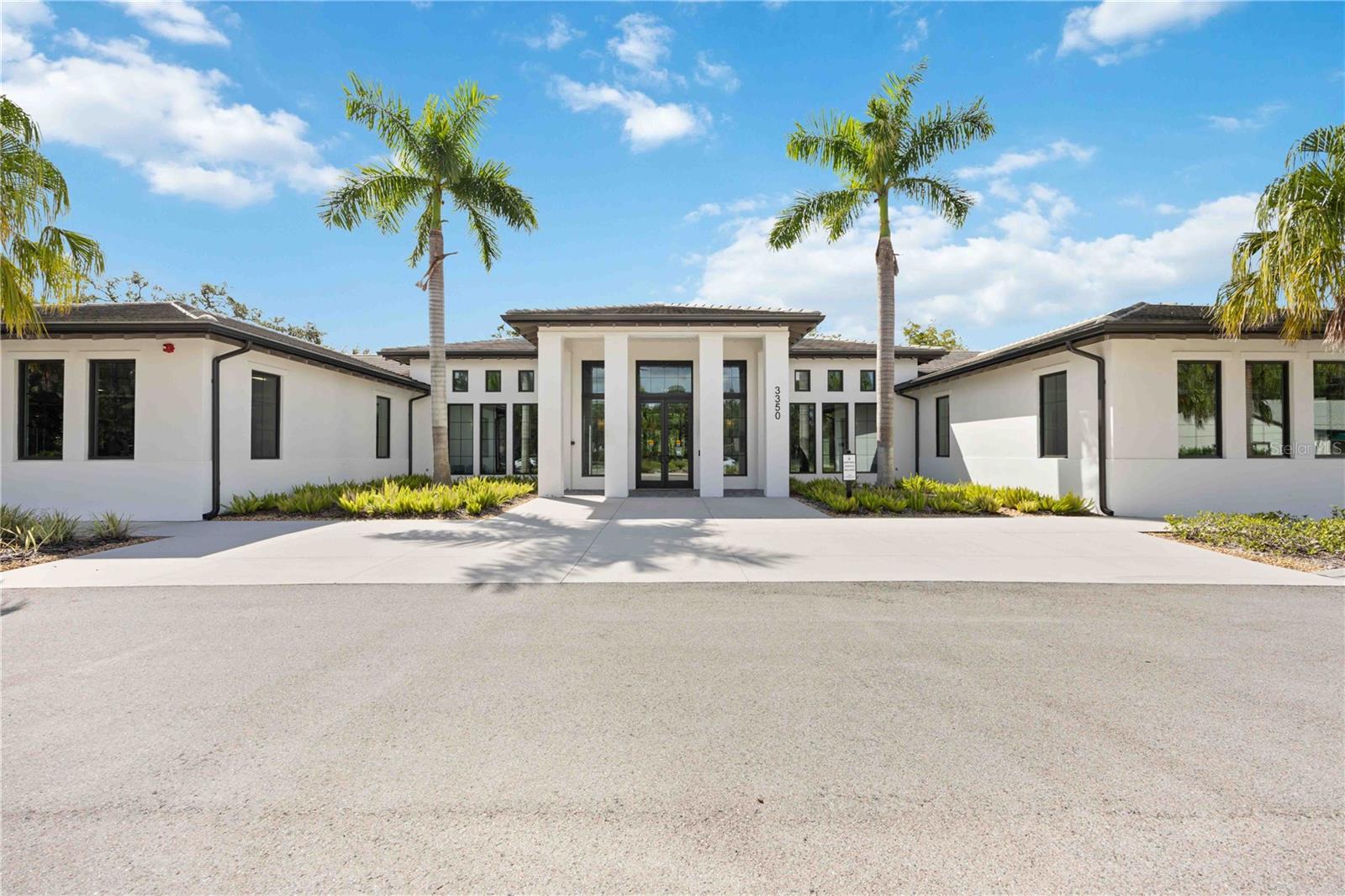 WEDGEWOOD LAKE - Residential